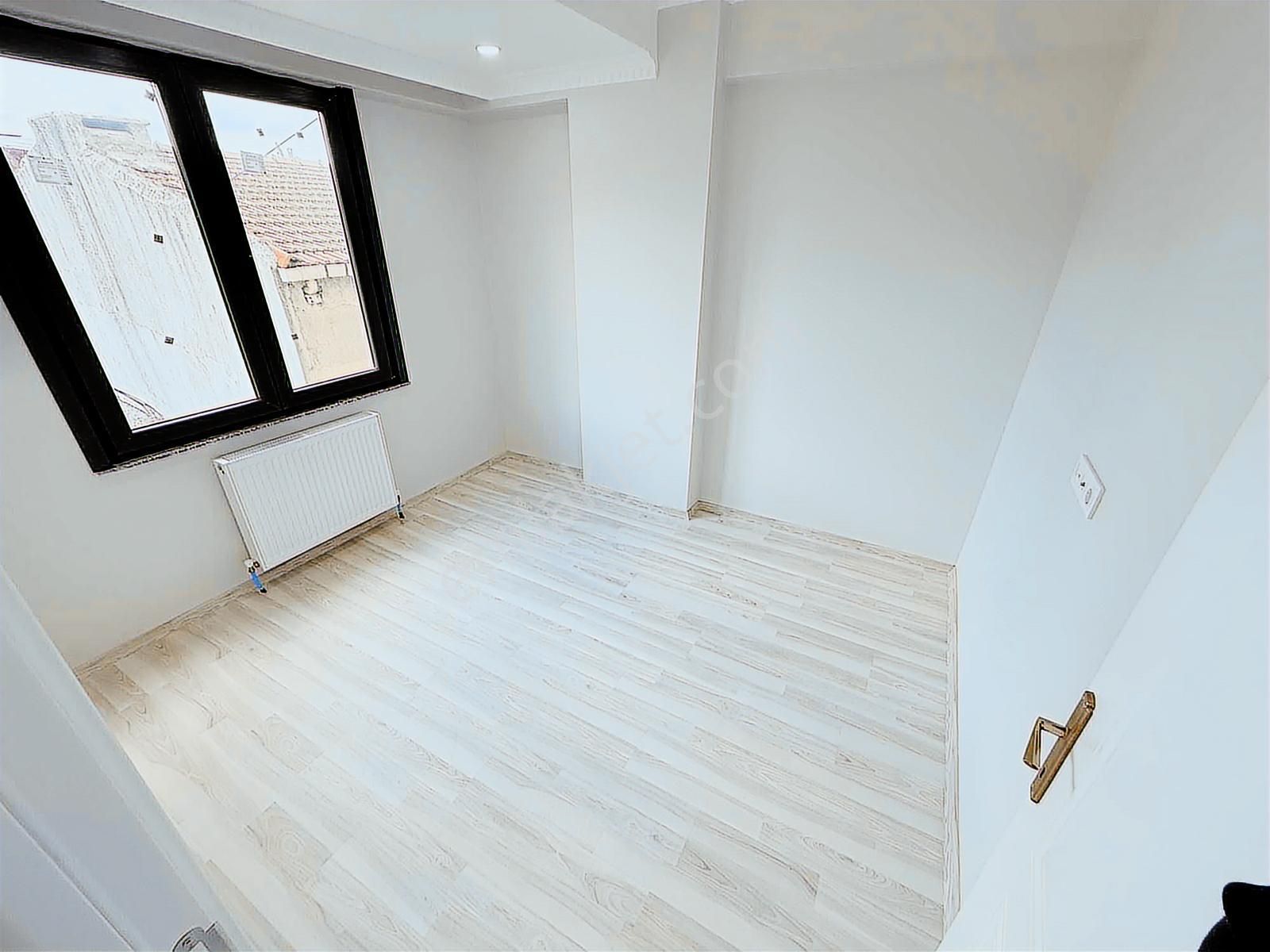 Pusula İnşaat'tan Cebeci Mah Caddeye Yakın 2+1 100 M2 Ara Kat - Görsel 13