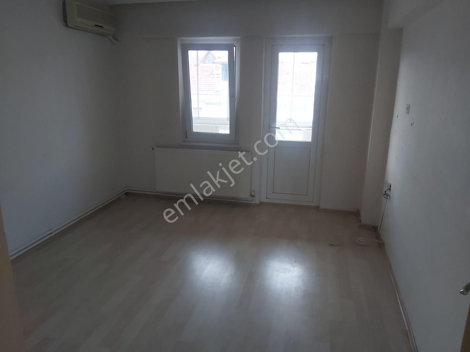 Balıkesir Karesi Atatürk Mahallesi 3+1 150 M2 Kiralık Daire - Görsel 24