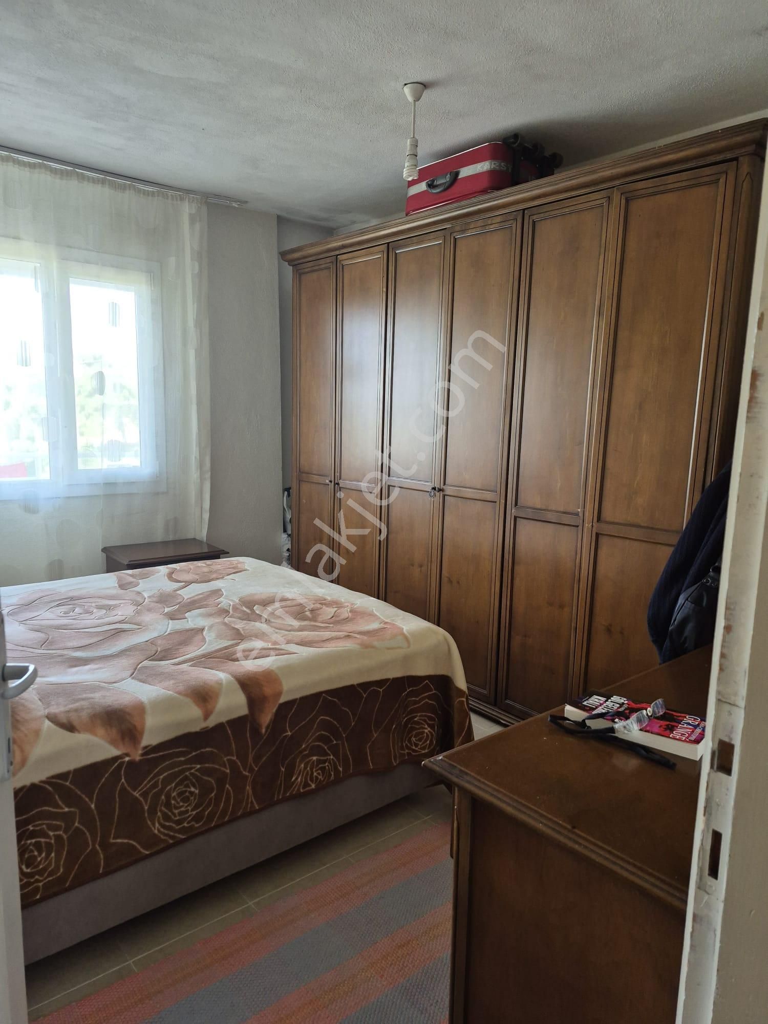 Bölgenin En Prestijli Sitesinde, Geniş Bahçeli, Müstakil Villa Fırsatı! (3+1, Havuzlu) - Görsel 4