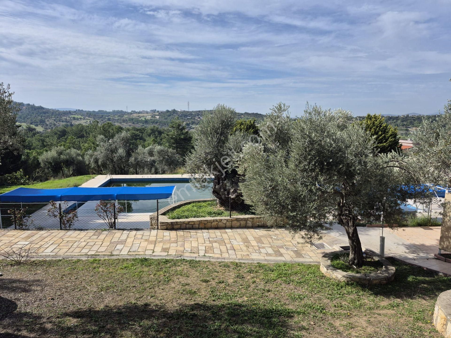 Bölgenin En Prestijli Sitesinde, Geniş Bahçeli, Müstakil Villa Fırsatı! (3+1, Havuzlu) - Görsel 12