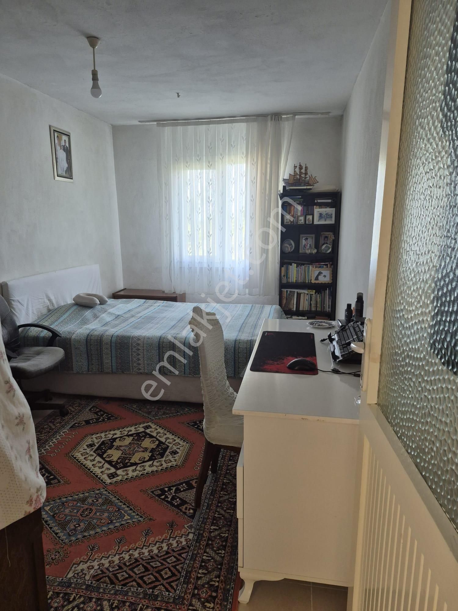 Bölgenin En Prestijli Sitesinde, Geniş Bahçeli, Müstakil Villa Fırsatı! (3+1, Havuzlu) - Görsel 5