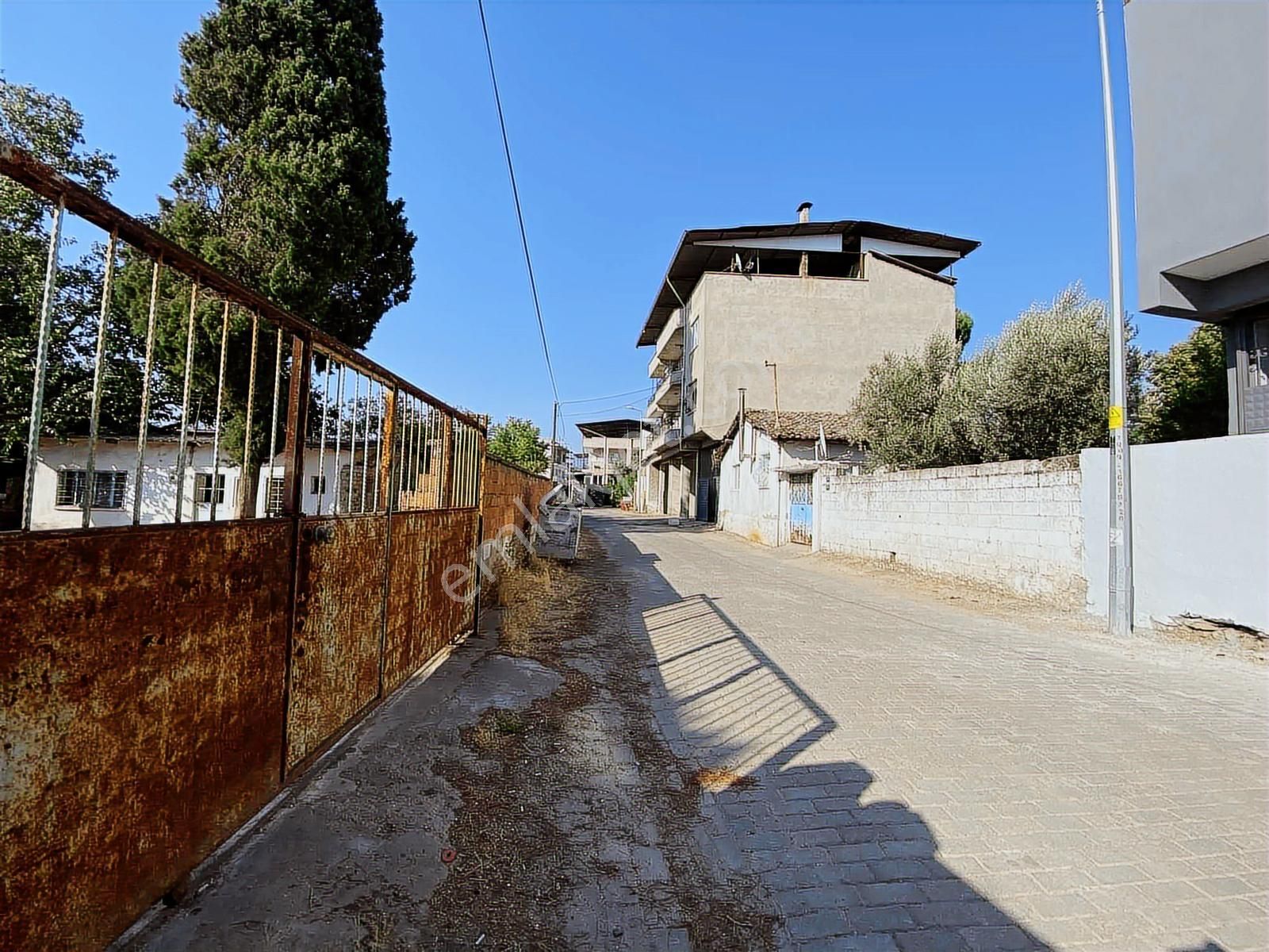 Aydın Kardeşköy De Satılık 350 M2 İmarlı Arsa