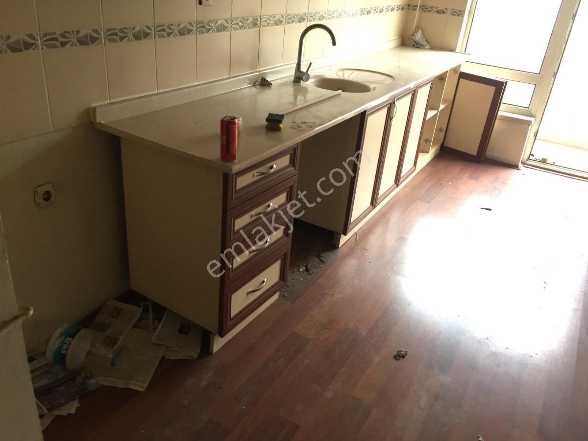 Esat Cadde Üzeri 3+1 Ön Arka Cephe Merkezi Sistem Isınma 2500 - Görsel 11