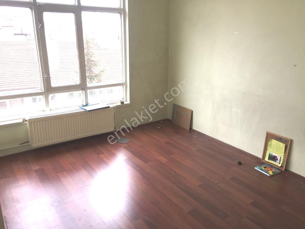 Esat Cadde Üzeri 3+1 Ön Arka Cephe Merkezi Sistem Isınma 2500 - Görsel 9