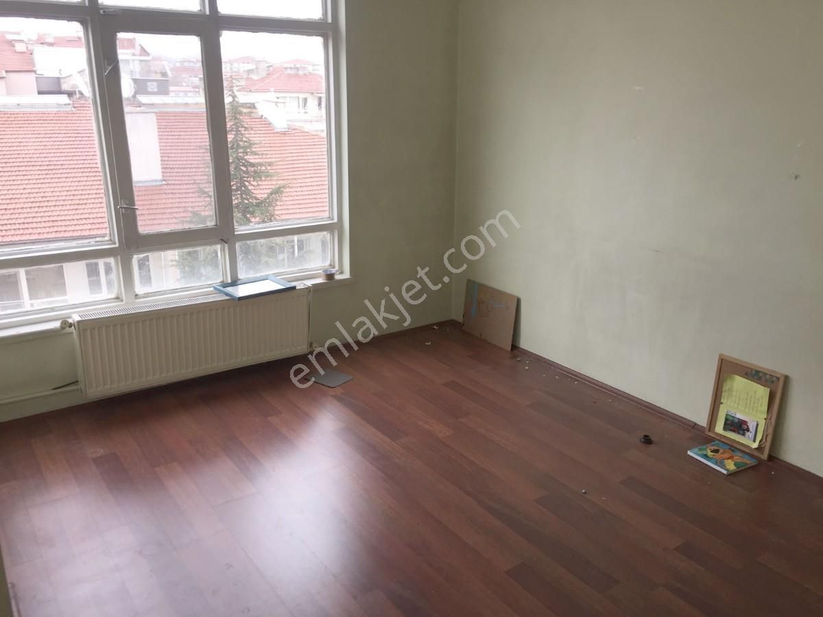 Esat Cadde Üzeri 3+1 Ön Arka Cephe Merkezi Sistem Isınma 2500 - Görsel 3