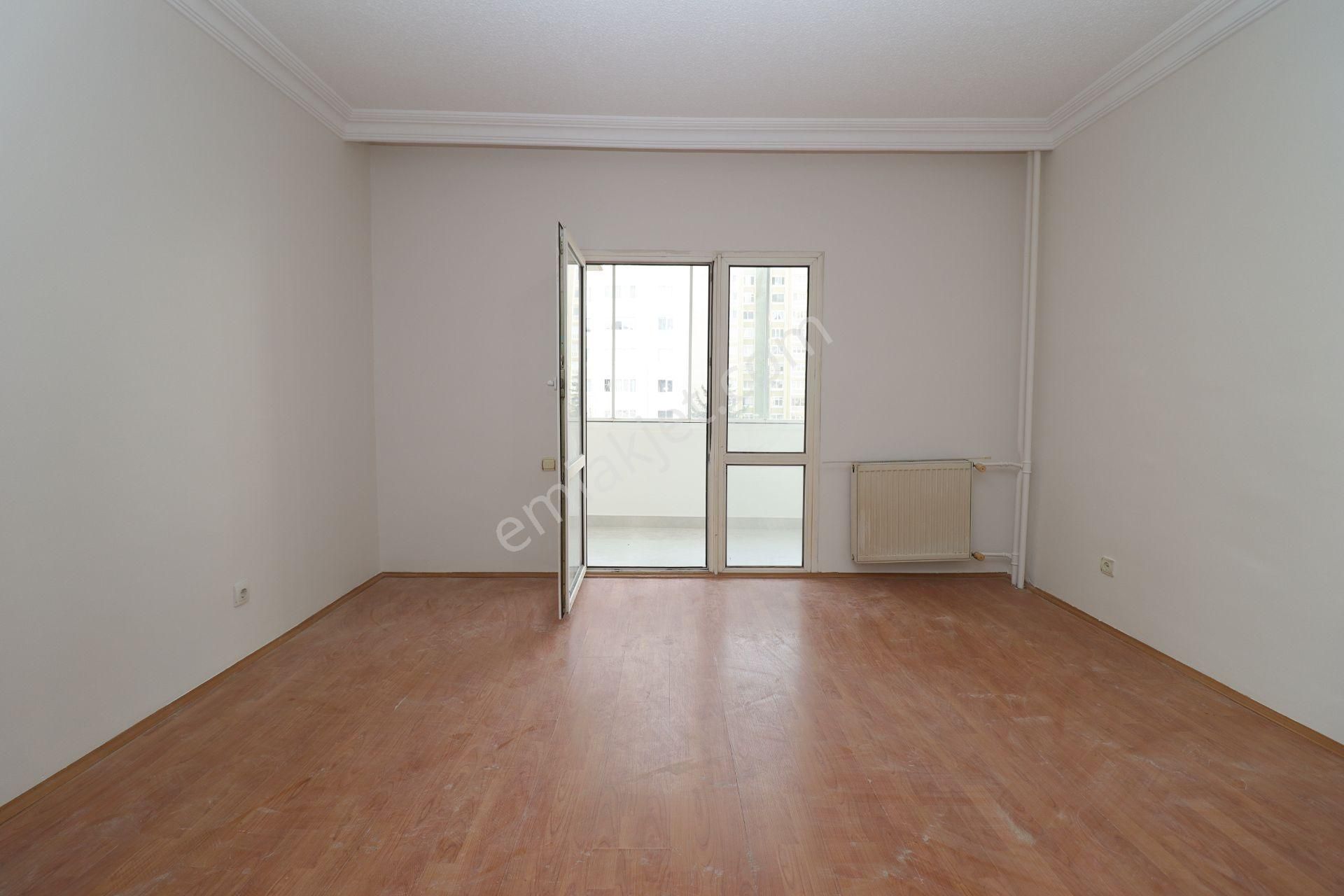 Akif'ten Atakent'te 2+1 Banka Bloklarında Katta Asansörlü Kiralık Daire - Görsel 13