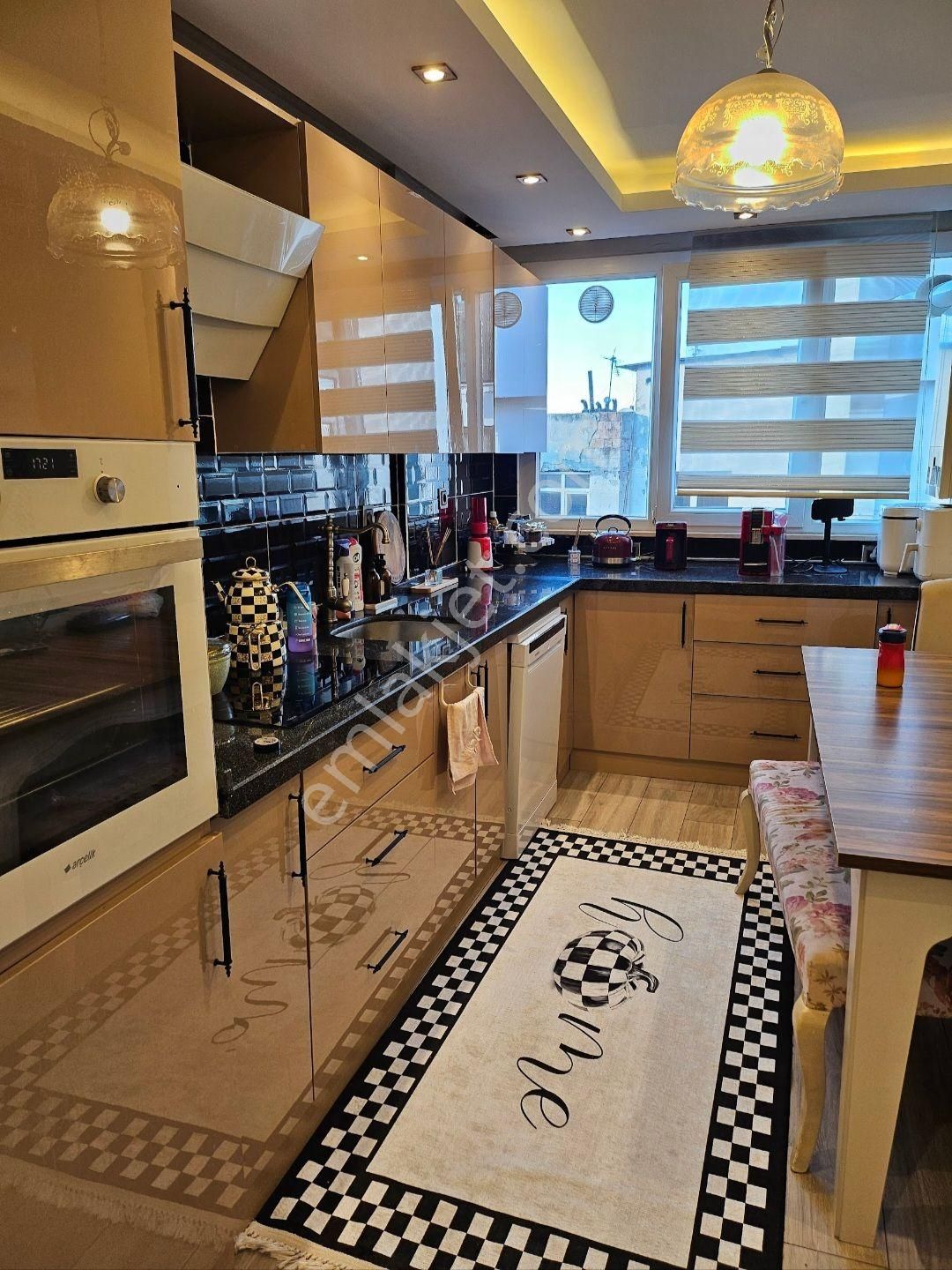 Meydan'da Satılık Fırsat Daire - Görsel 9