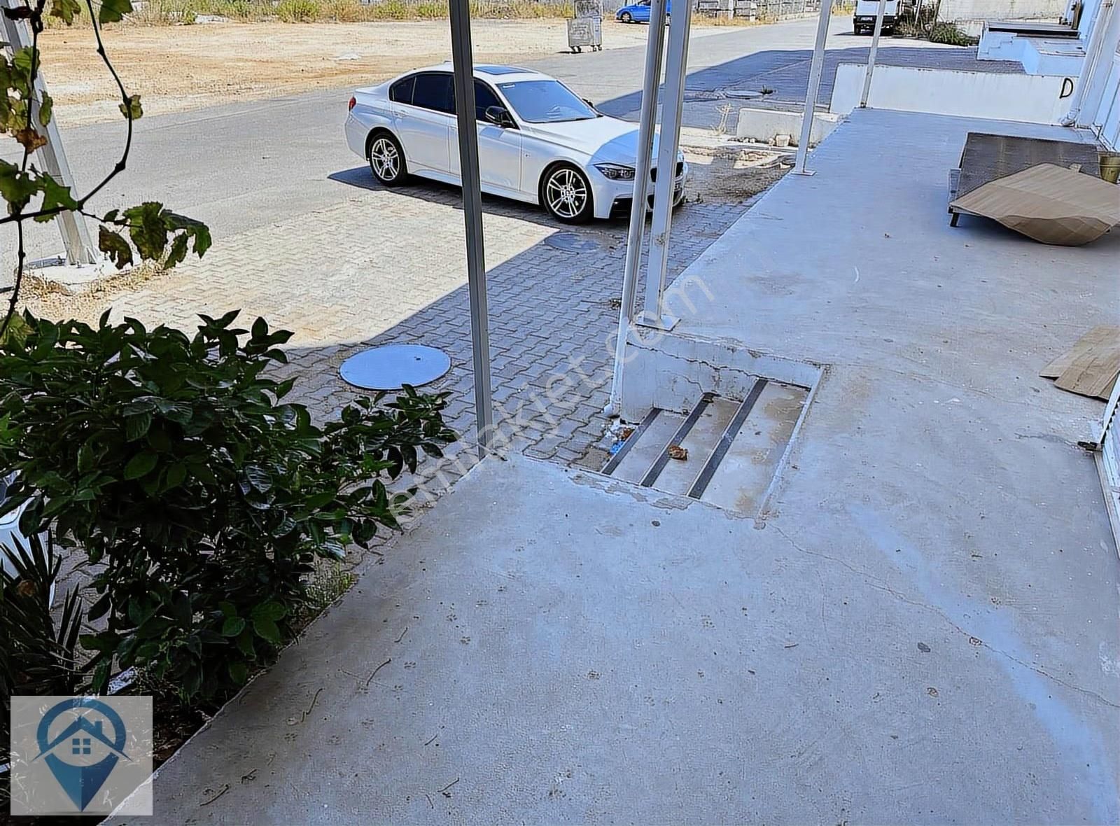 Süleyman Demirel Bulvarında Bir Çok İş İçin Uygun (1150 M2)