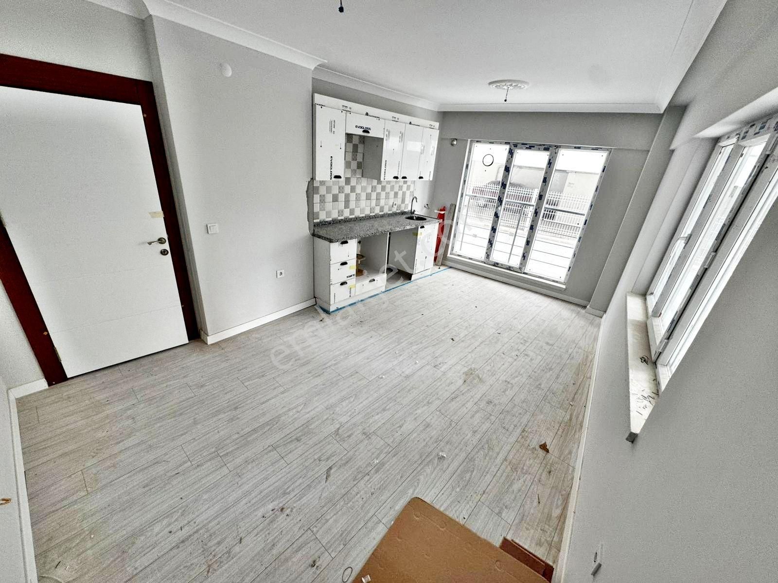 Karşıyaka'da Alternatif Kat Ve Seçenekleri Bulunan Sıfır Daireler - Görsel 2