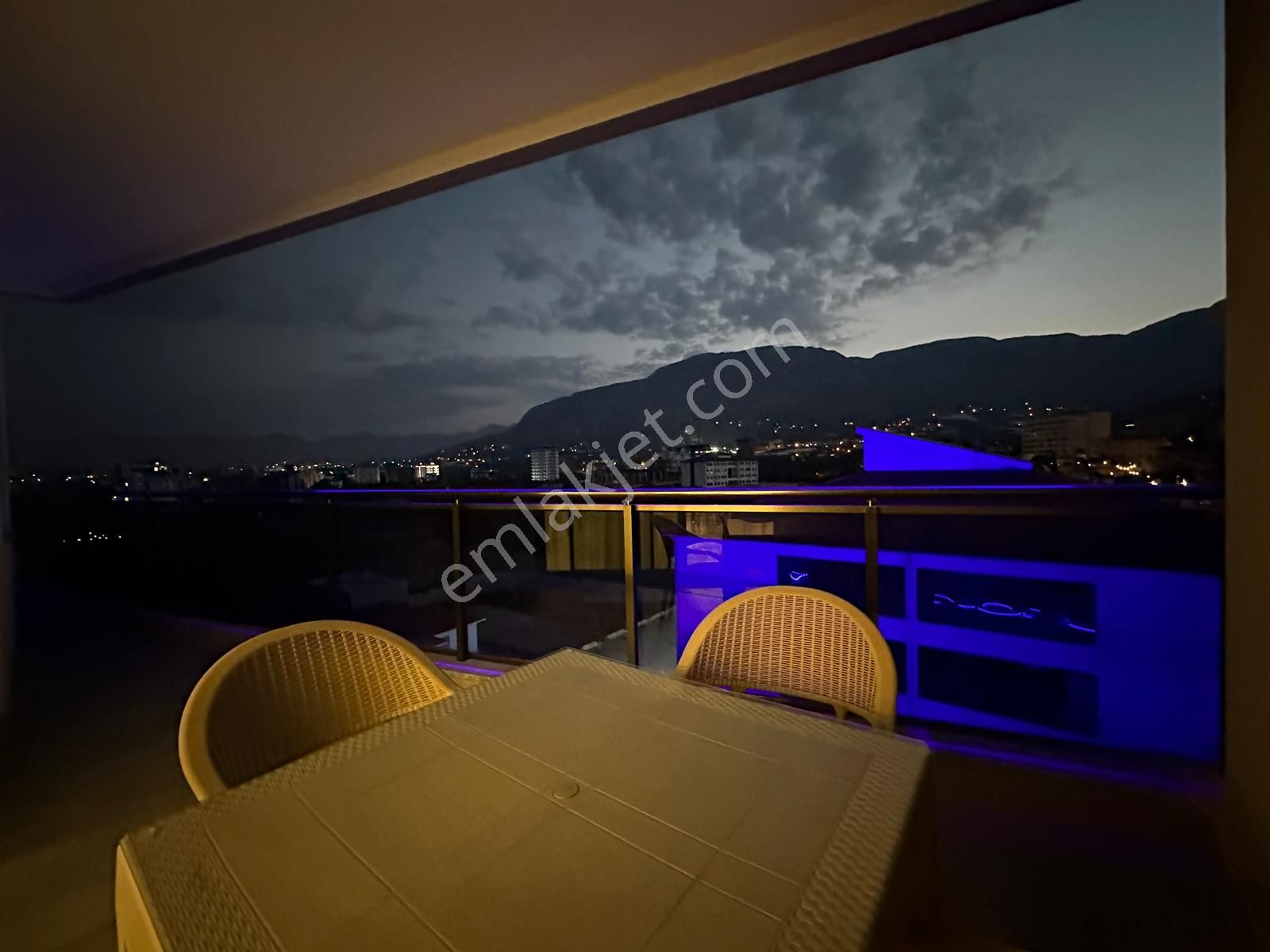 Alanya Mahmutlar Kurt Safir Balkan Tower 2+1