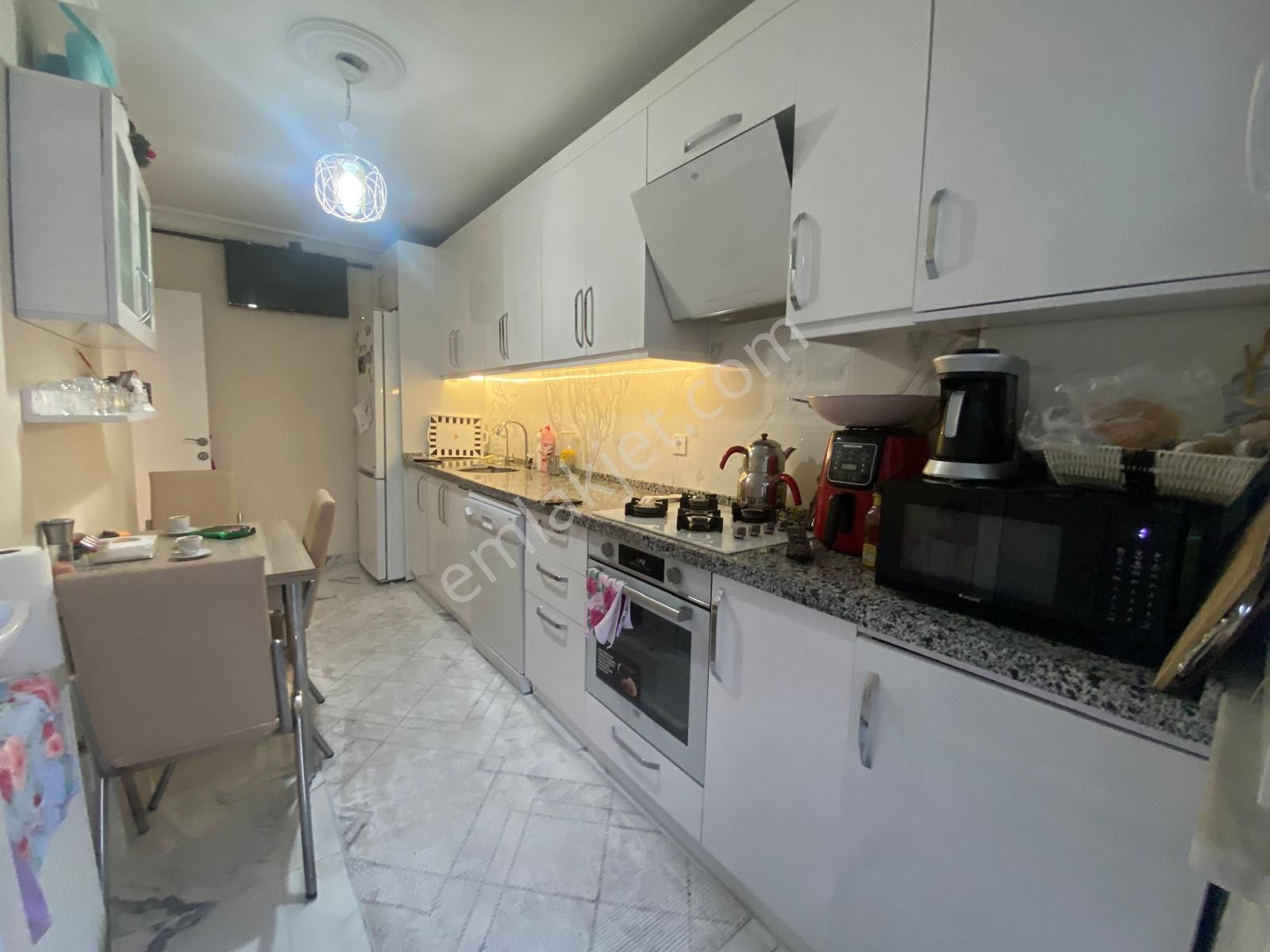 Bahçelievler'de Yeni Binada 2+1 Geniş Ön Cephe Ara Kat Daire - Görsel 10