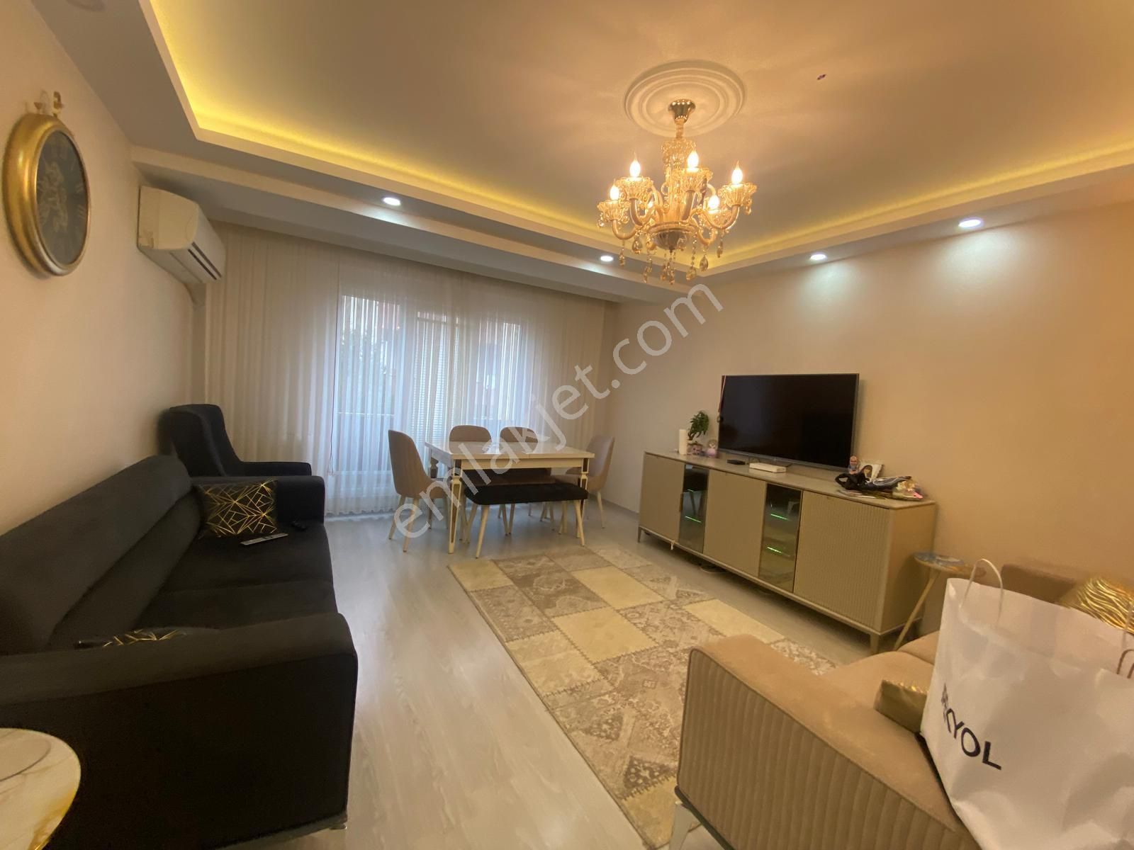 Bahçelievler'de Yeni Binada 2+1 Geniş Ön Cephe Ara Kat Daire