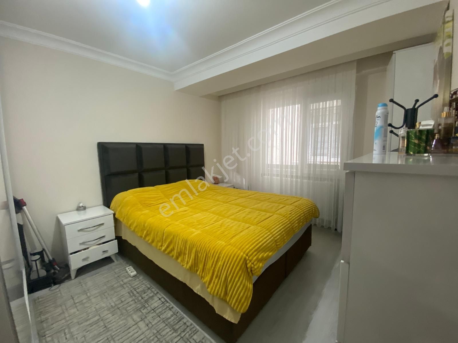 Bahçelievler'de Yeni Binada 2+1 Geniş Ön Cephe Ara Kat Daire - Görsel 13