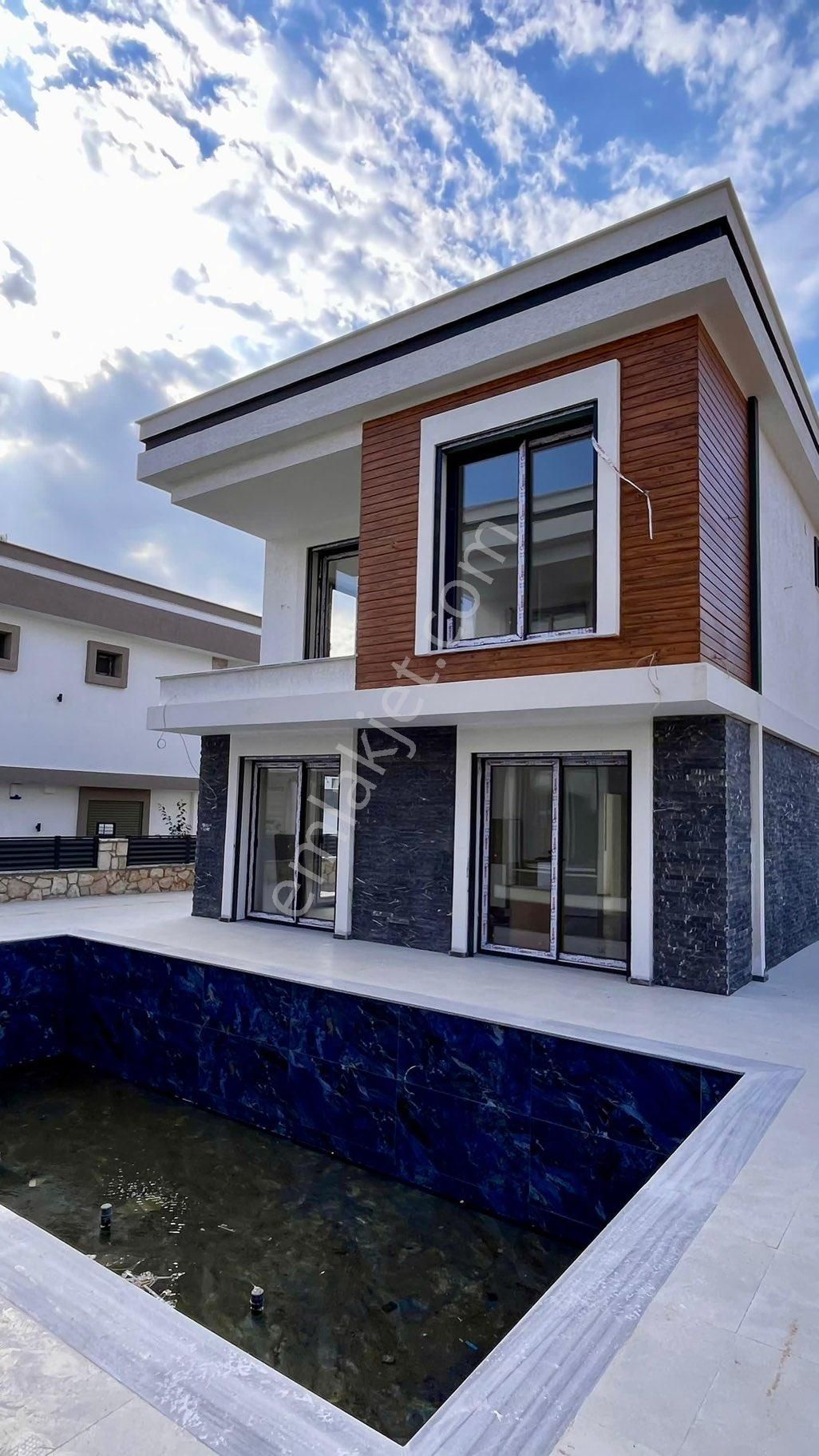 ❗️3+1 Site İçinde Havuzlu Villa❗️ - Görsel 13