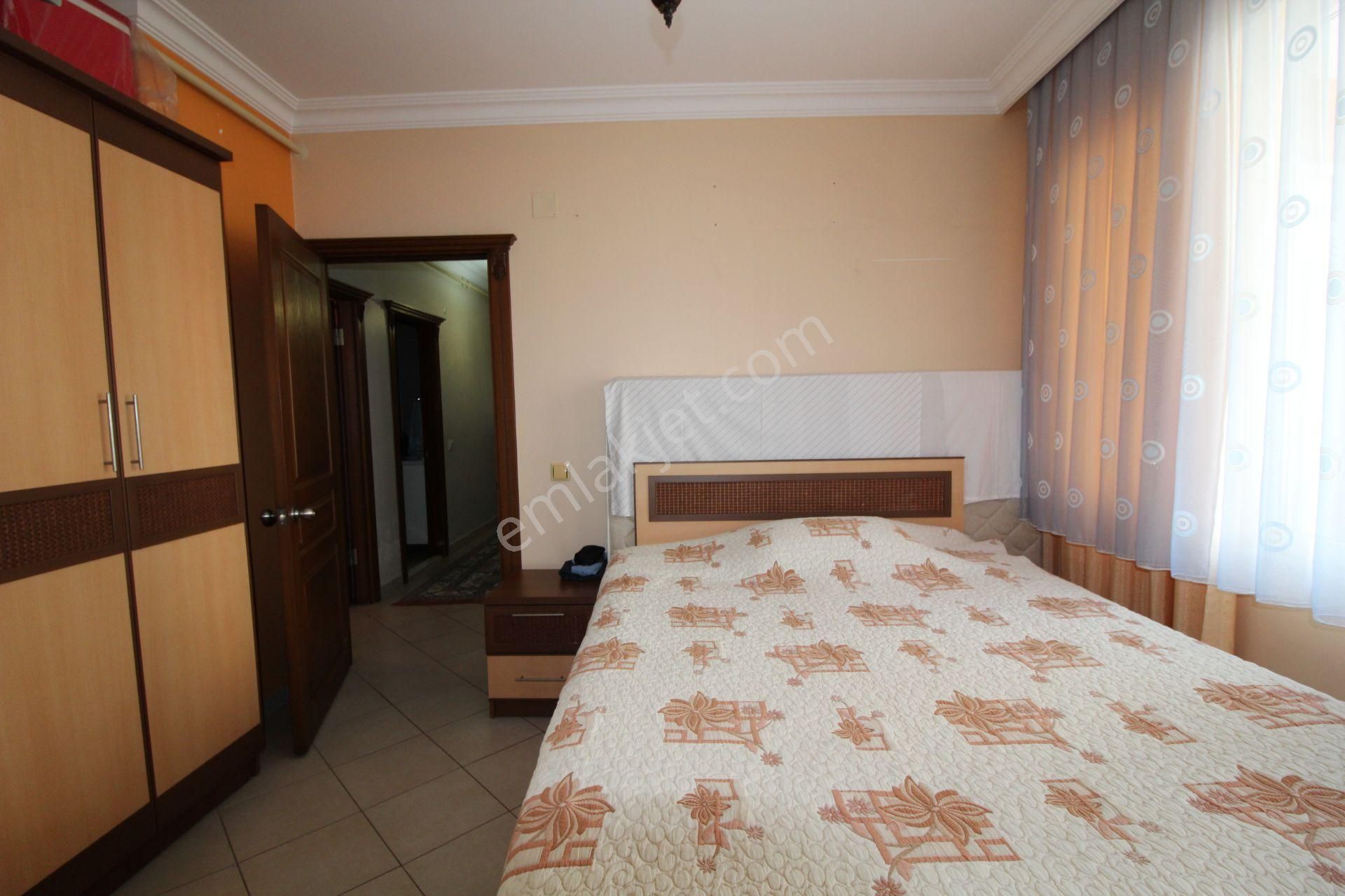 Aslan'dan Merkezi Konumda 4 Cepheli, 280 M2, Orjinal 4+1 Daire - Görsel 18