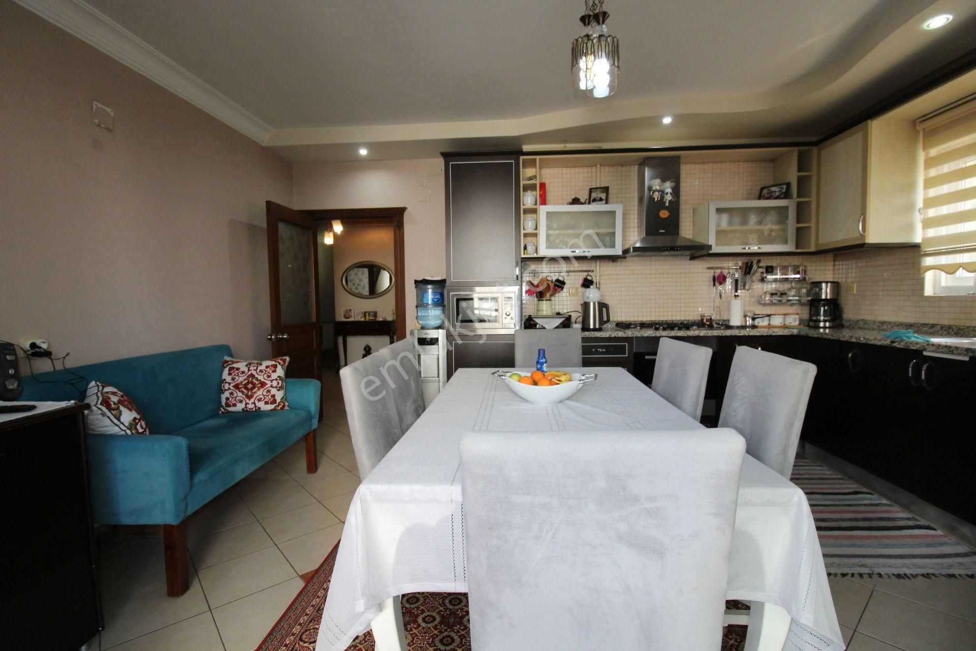 Aslan'dan Merkezi Konumda 4 Cepheli, 280 M2, Orjinal 4+1 Daire - Görsel 6