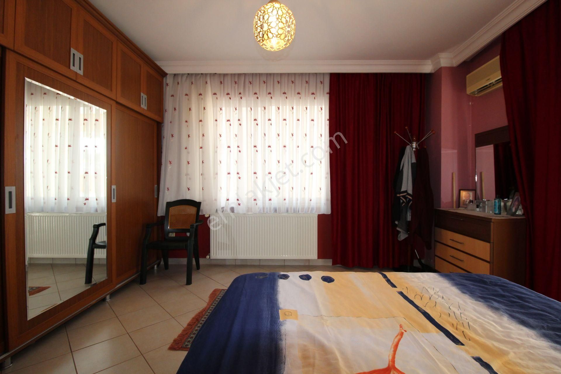 Aslan'dan Merkezi Konumda 4 Cepheli, 280 M2, Orjinal 4+1 Daire - Görsel 20