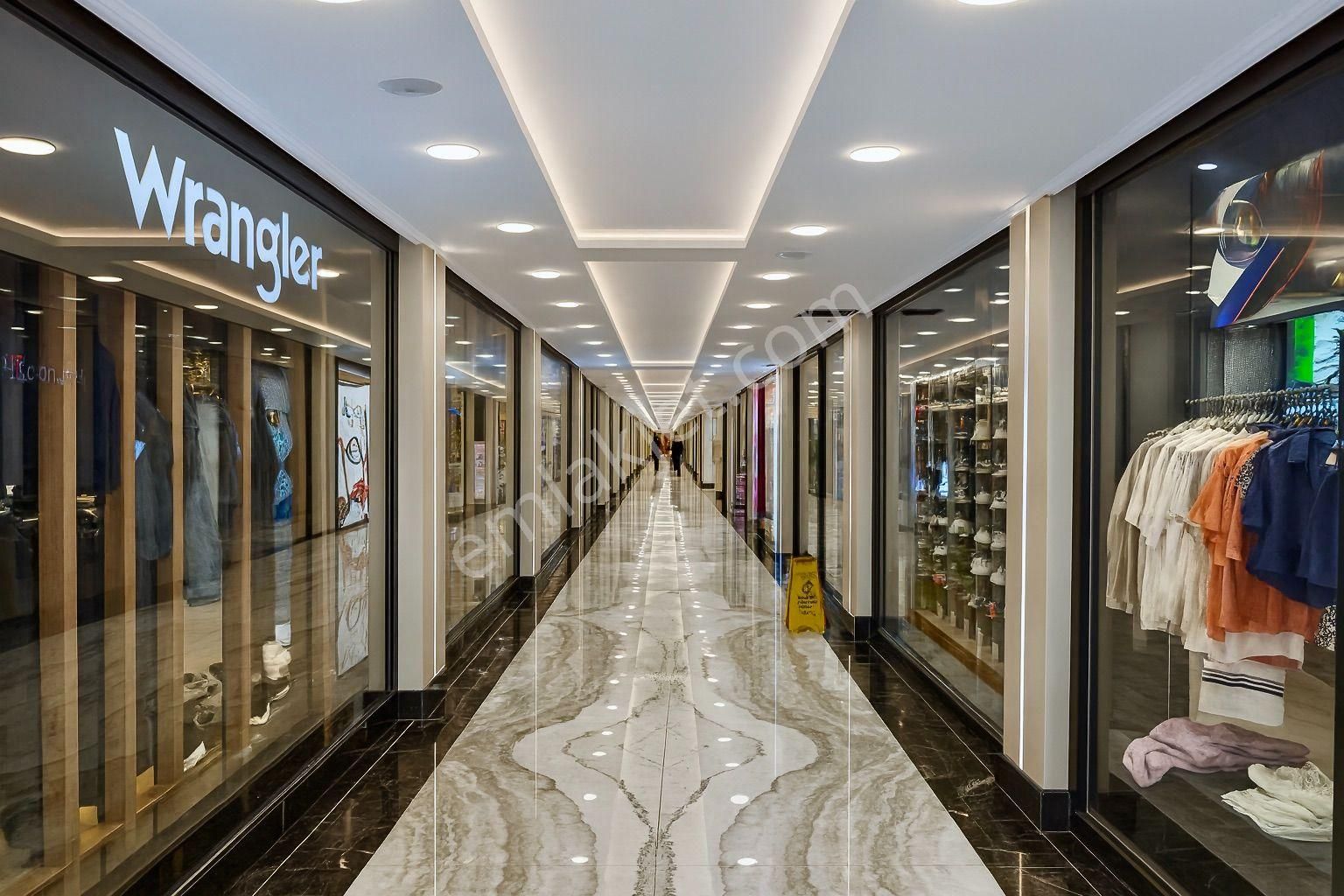 Mahmutlar’da Avm’li Prestijli Sitede, Denize Yakın Eşyalı 1+1 Daire - Görsel 33