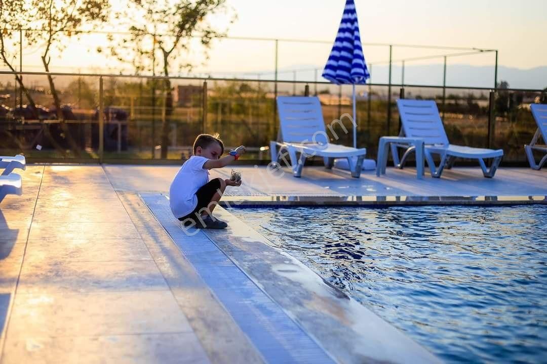 Bal Gayrimenkul- Altıntepe Gölbahçe Muhteşem Peyzaj 500 M2 Bahçe - Görsel 2