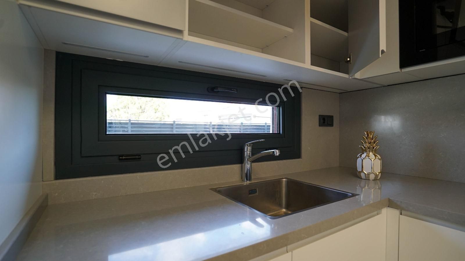 Kuşadası Güzelçamlı'da Müstakil Özel Havuzlu Sıfır 3+1 Villa - Görsel 9