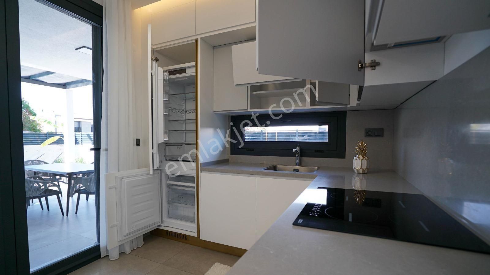 Kuşadası Güzelçamlı'da Müstakil Özel Havuzlu Sıfır 3+1 Villa - Görsel 13