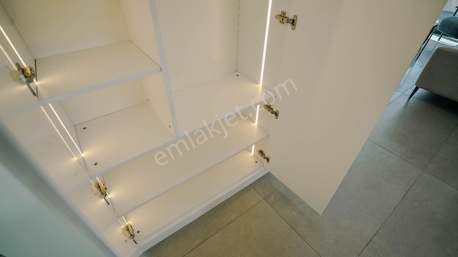 Kuşadası Güzelçamlı'da Müstakil Özel Havuzlu Sıfır 3+1 Villa - Görsel 25