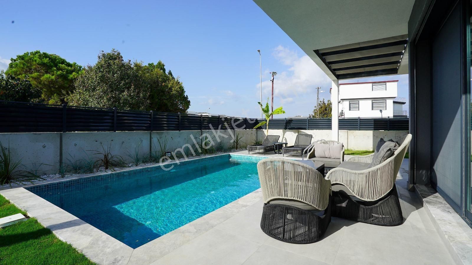 Kuşadası Güzelçamlı'da Müstakil Özel Havuzlu Sıfır 3+1 Villa - Görsel 6