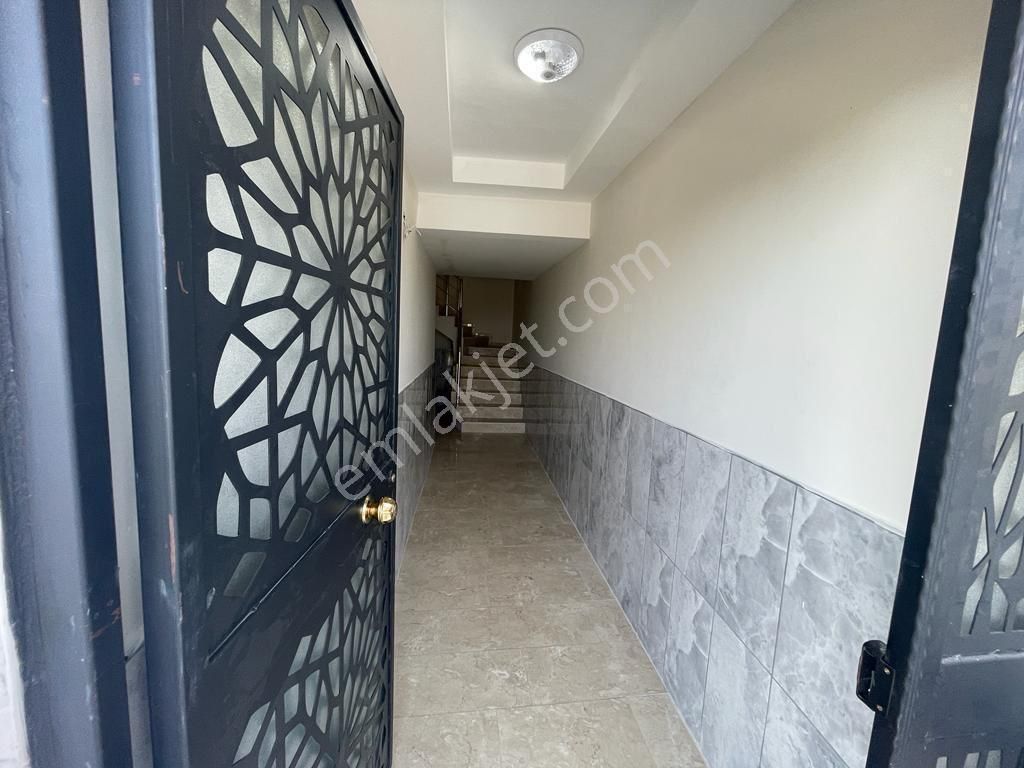 Aziz Emlak’tan Erdemli Çeşmeli’de Komple Satılık Bina - Görsel 3