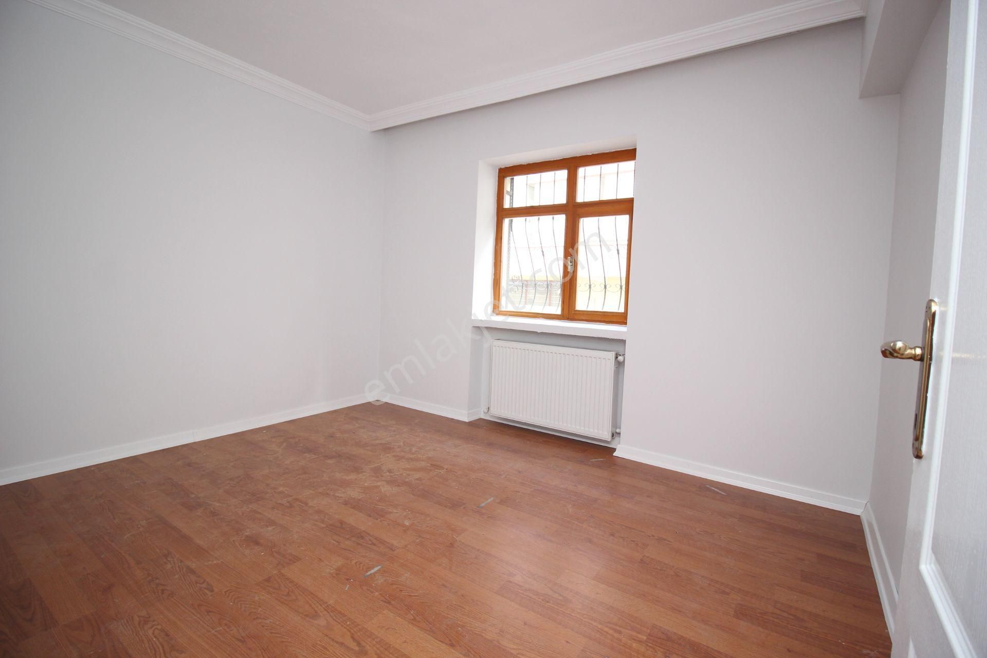 Emre Emlak'tan Pınarbaşı'nda Caddeye Yakın Masrafsız Kiralık 2+1 Daire - Görsel 10