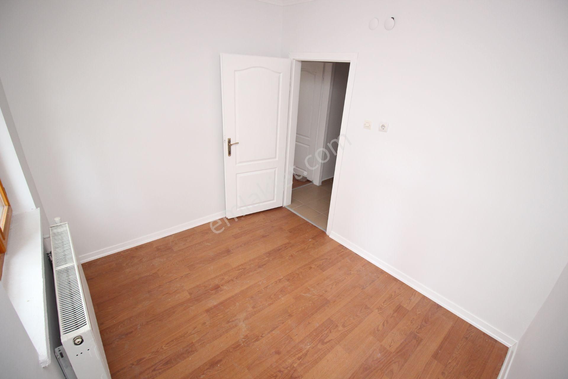 Emre Emlak'tan Pınarbaşı'nda Caddeye Yakın Masrafsız Kiralık 2+1 Daire - Görsel 14