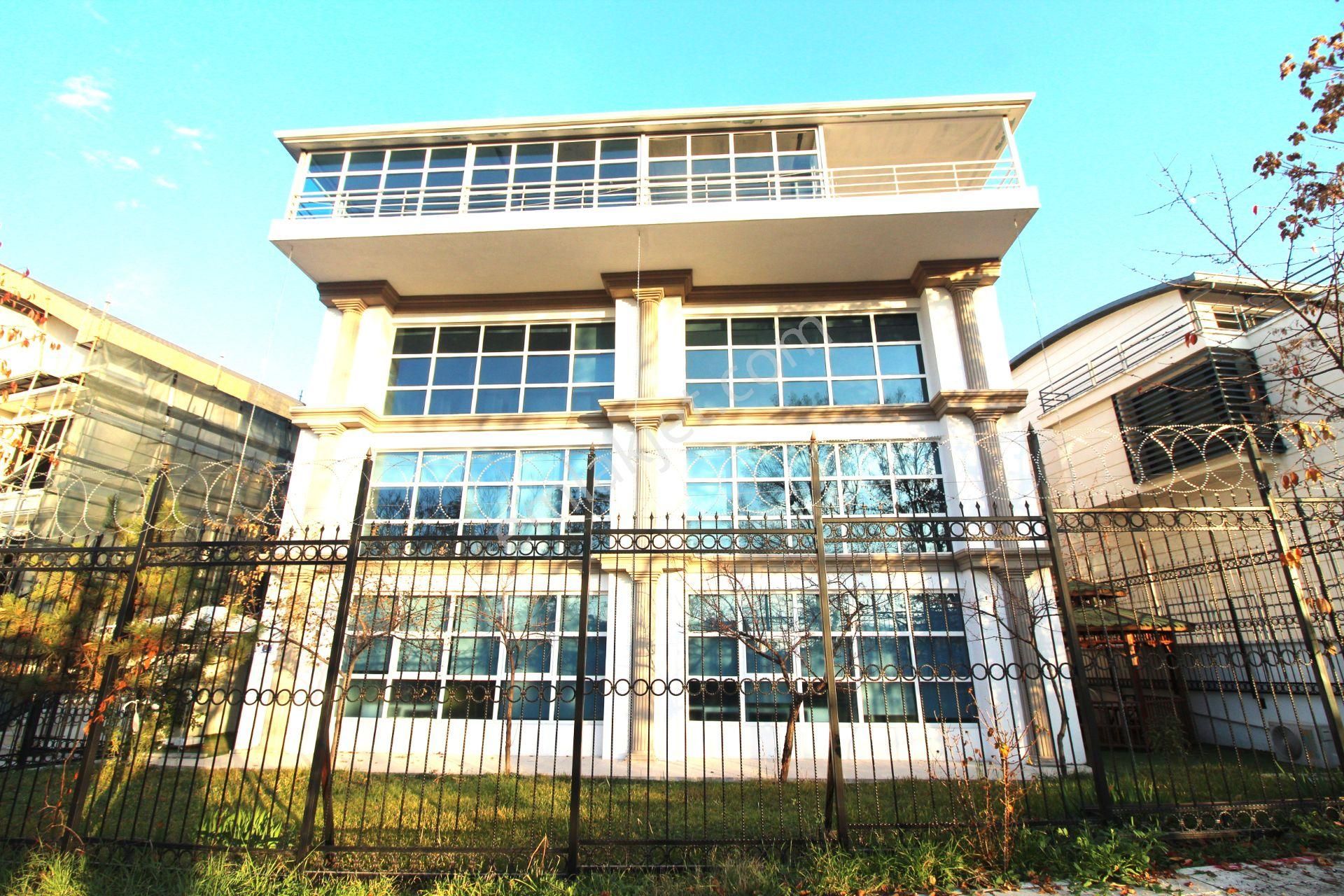 Kiralık Komple Bina 1600m2 4 Katlı Mesa Koru Çankaya - Görsel 4