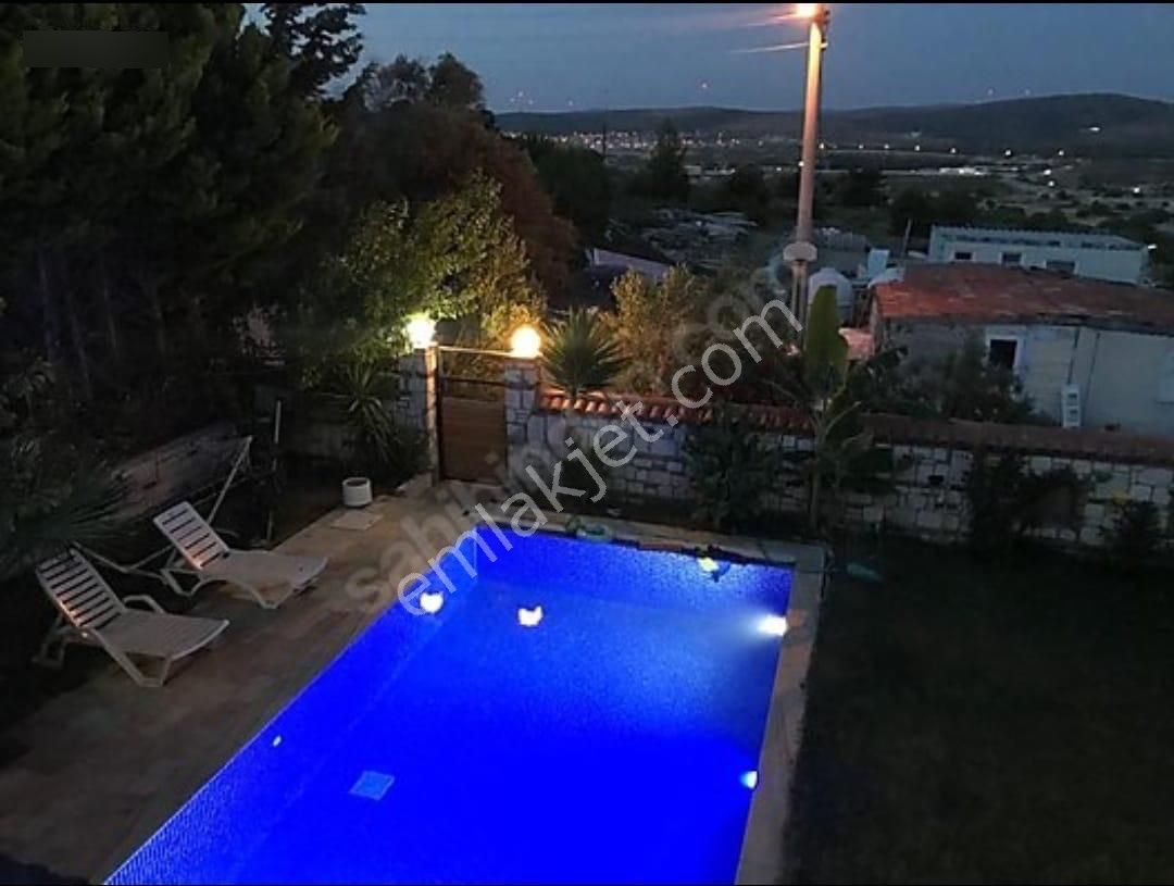 Turyap’tan Çeşme Ilıca’da Senelik Kiralık Muhteşem Havuzlu Dubleks Villa - Görsel 3