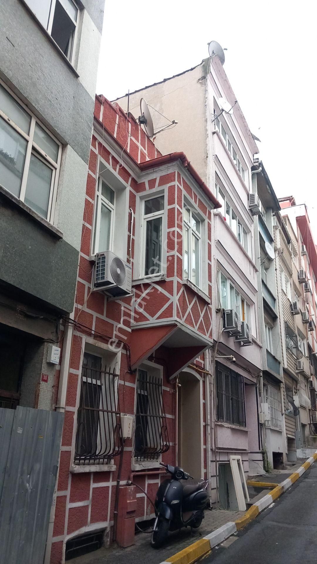 Şişli Harbiyede Cok Karlı Satılık Bina - Görsel 2