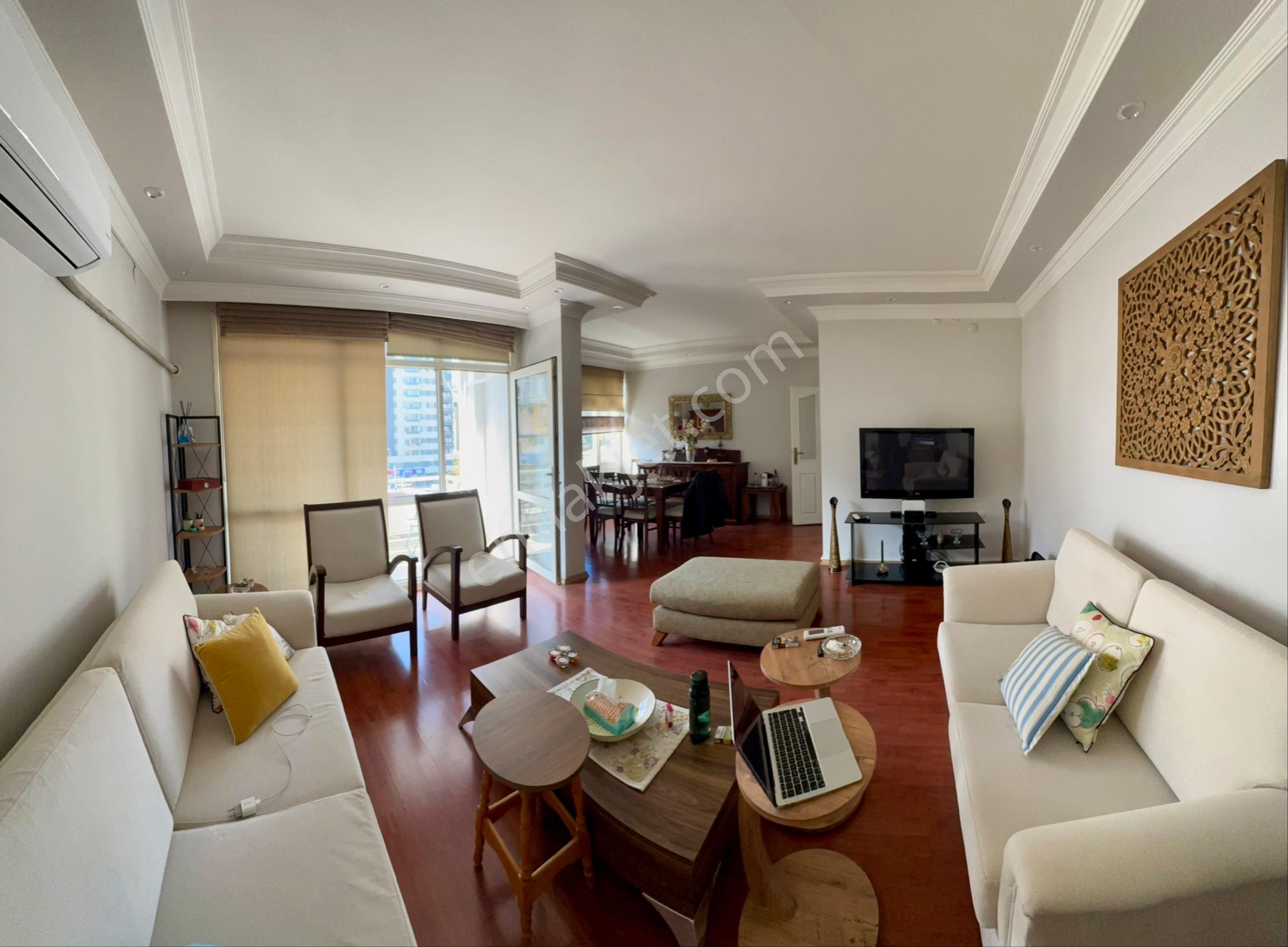 Gazipaşa Blv Üzeri-yaprak Döner Üstü-4.kat-3+1 Satılık Daire/ofis