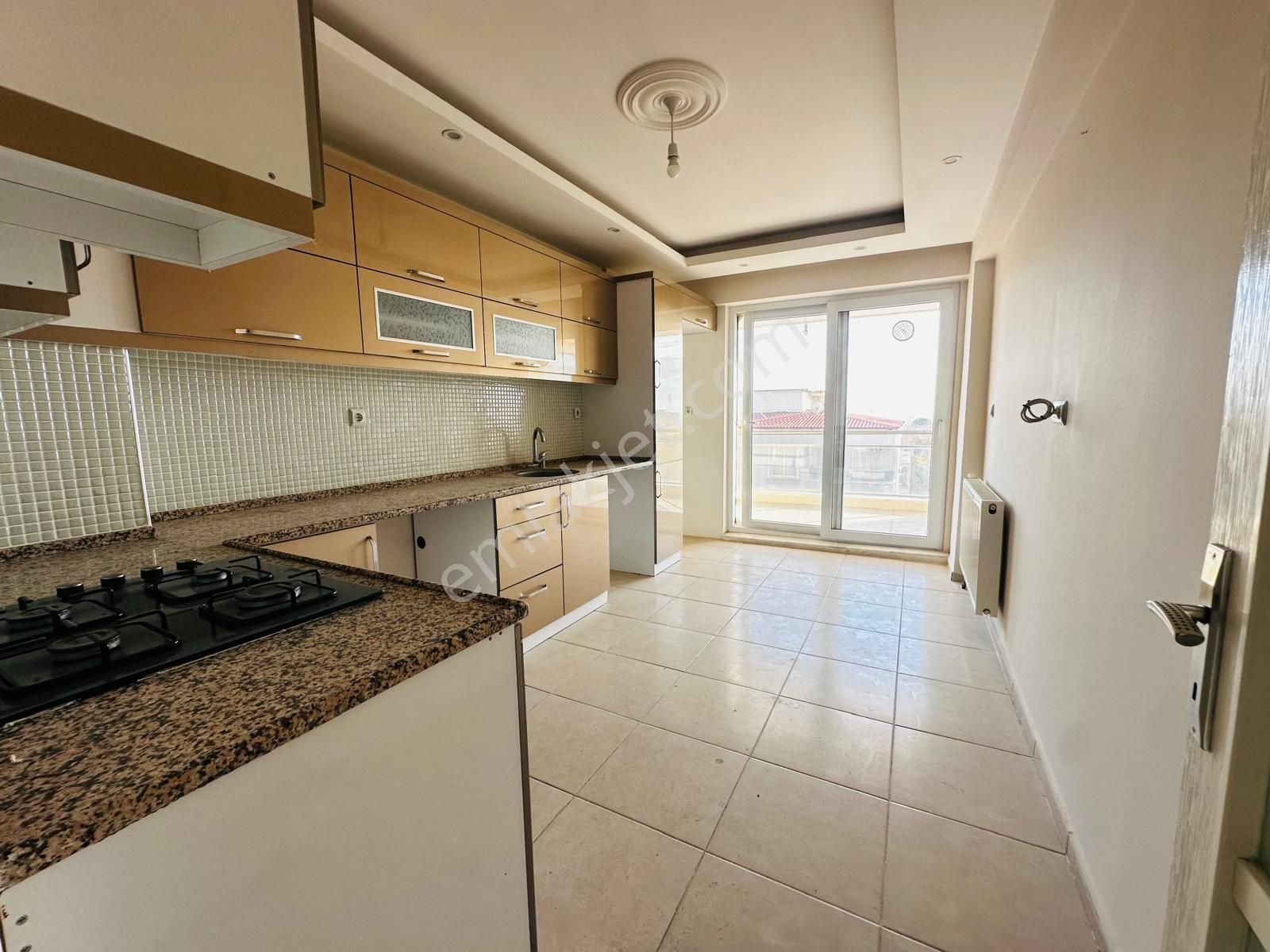 🏡 Göl-san Gayrimenkul’den 🏡 Yeşil Mah. 3+1 Arakat Daire !!! - Görsel 4