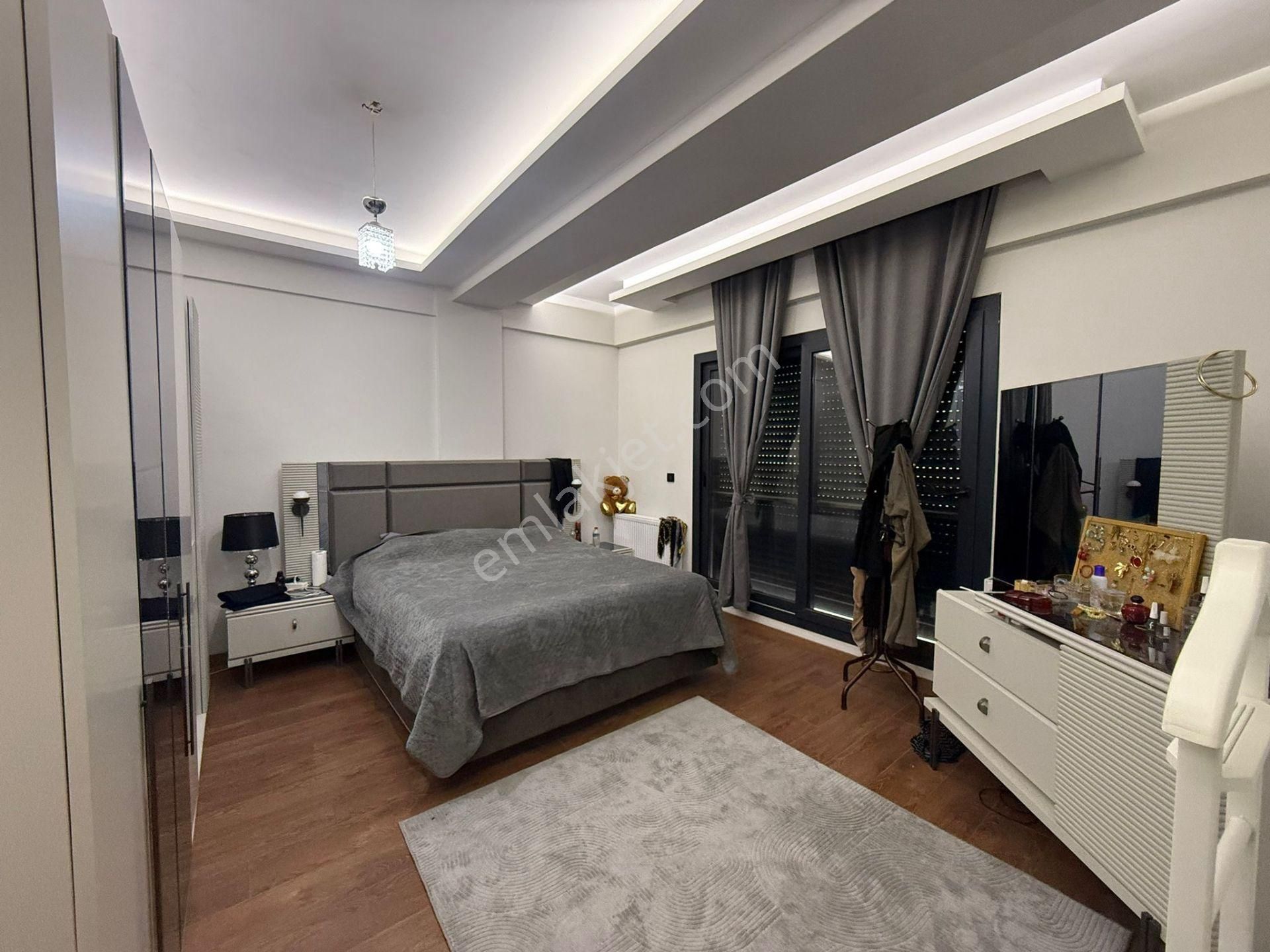 Bal Gayrimenkul-mithatpaşada Üç Cepheli Muhteşem 4+1 Villa - Görsel 11