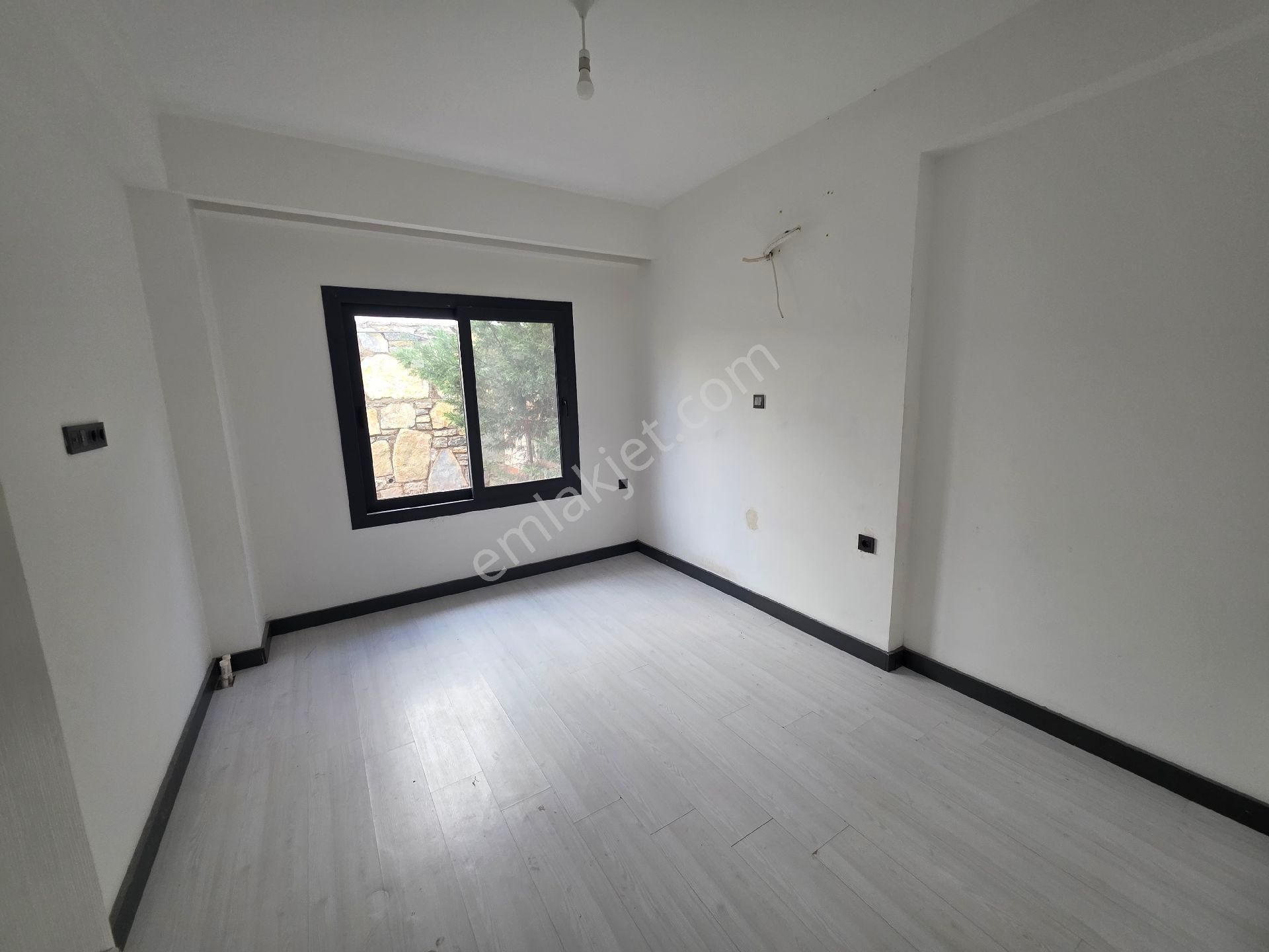 Mumcular Da Satılık 2+1 Bahçe Katı Daire - Görsel 7