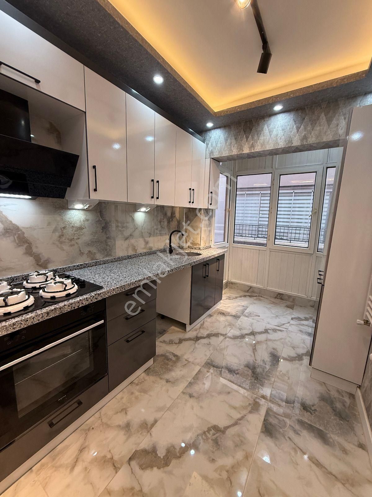 Ascelik"den" Büyüleyici Yapısı İle 3+1 1 Katta Manzarali !! - Görsel 11