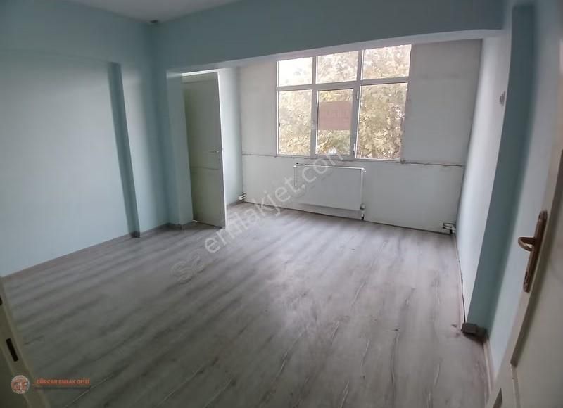 Çift Cepheli Kiralık Ferah Daire - Görsel 12