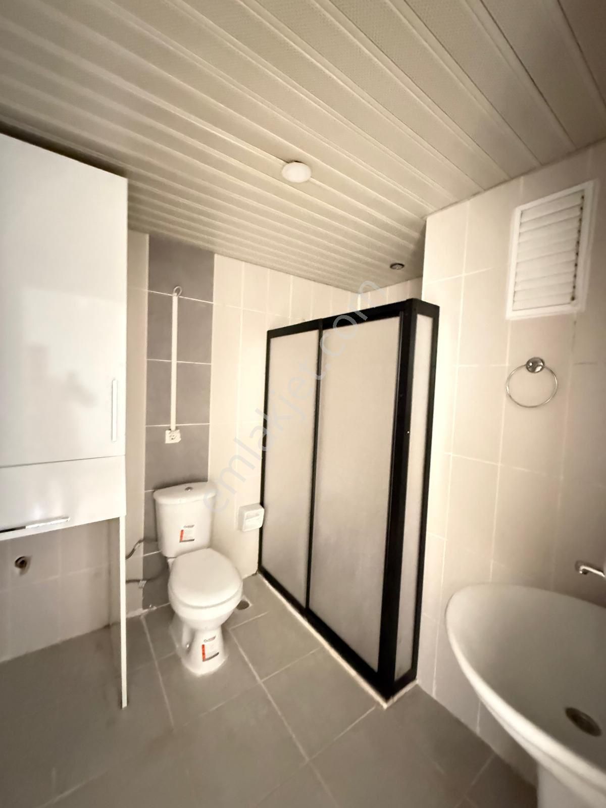 Kıyıkent Tokide Cam Balkonlu Yeni Boyalı 2+1 Kiralık Daire - Görsel 18