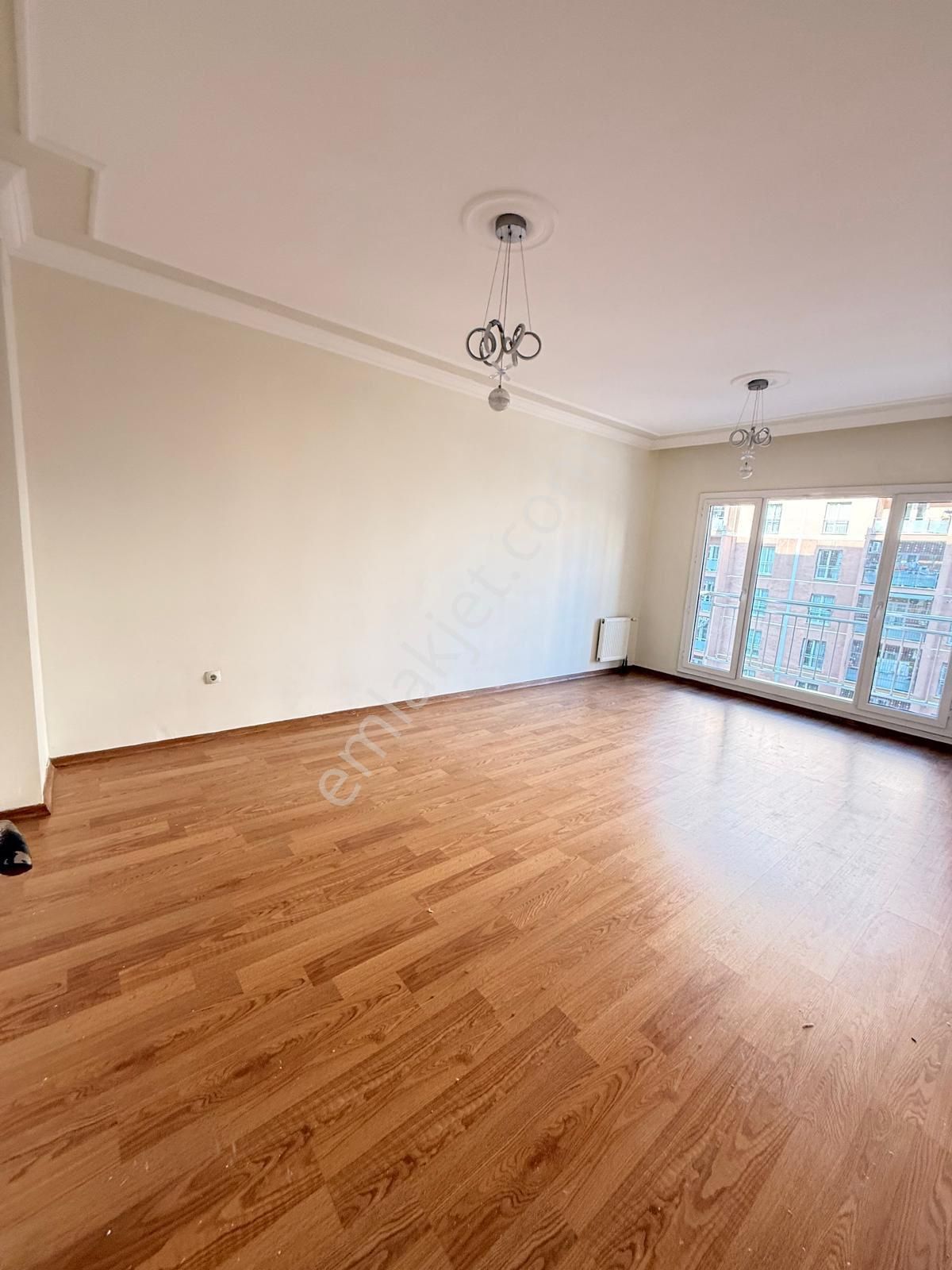 Kıyıkent Tokide Cam Balkonlu Yeni Boyalı 2+1 Kiralık Daire - Görsel 10