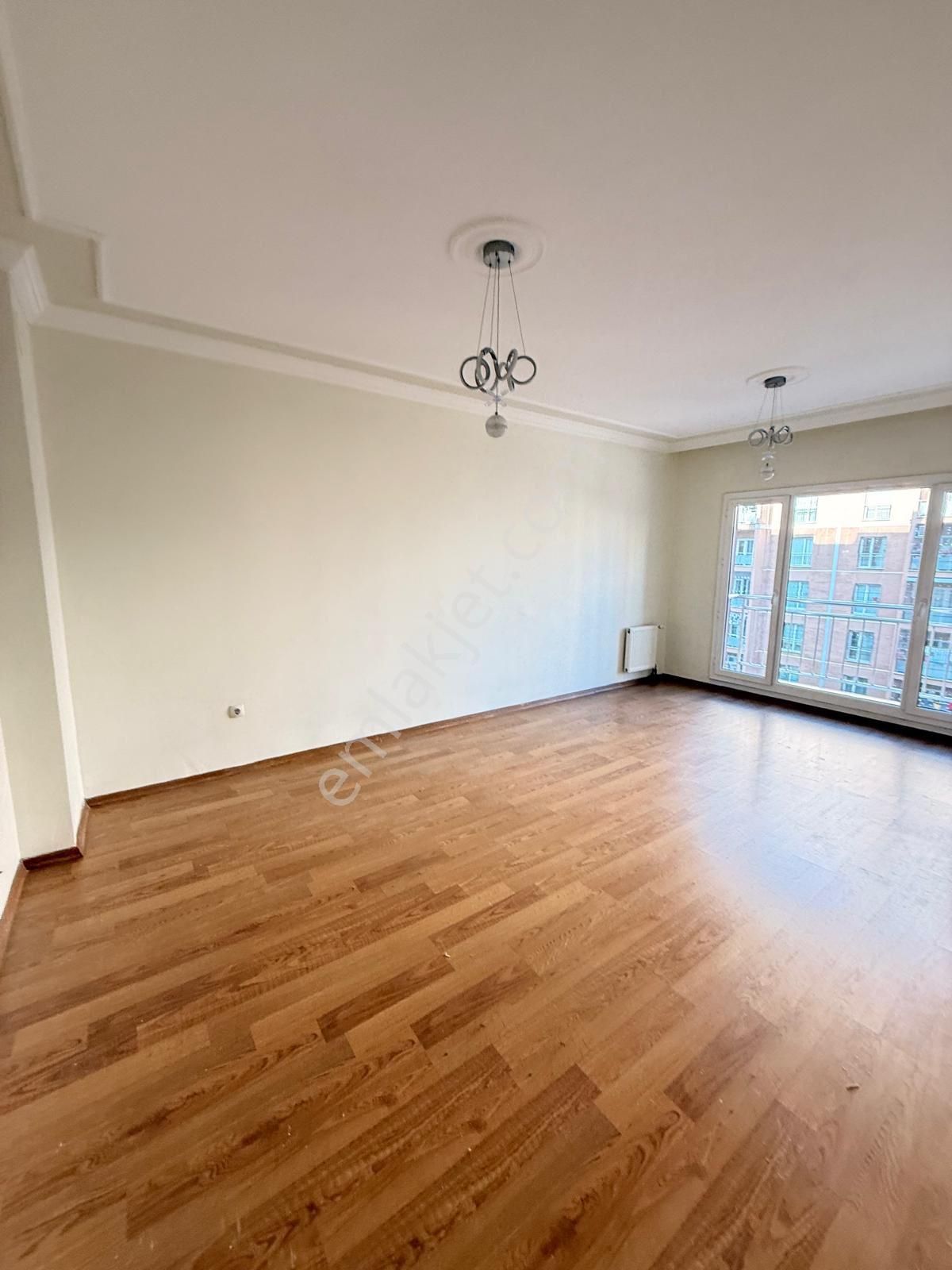 Kıyıkent Tokide Cam Balkonlu Yeni Boyalı 2+1 Kiralık Daire - Görsel 11