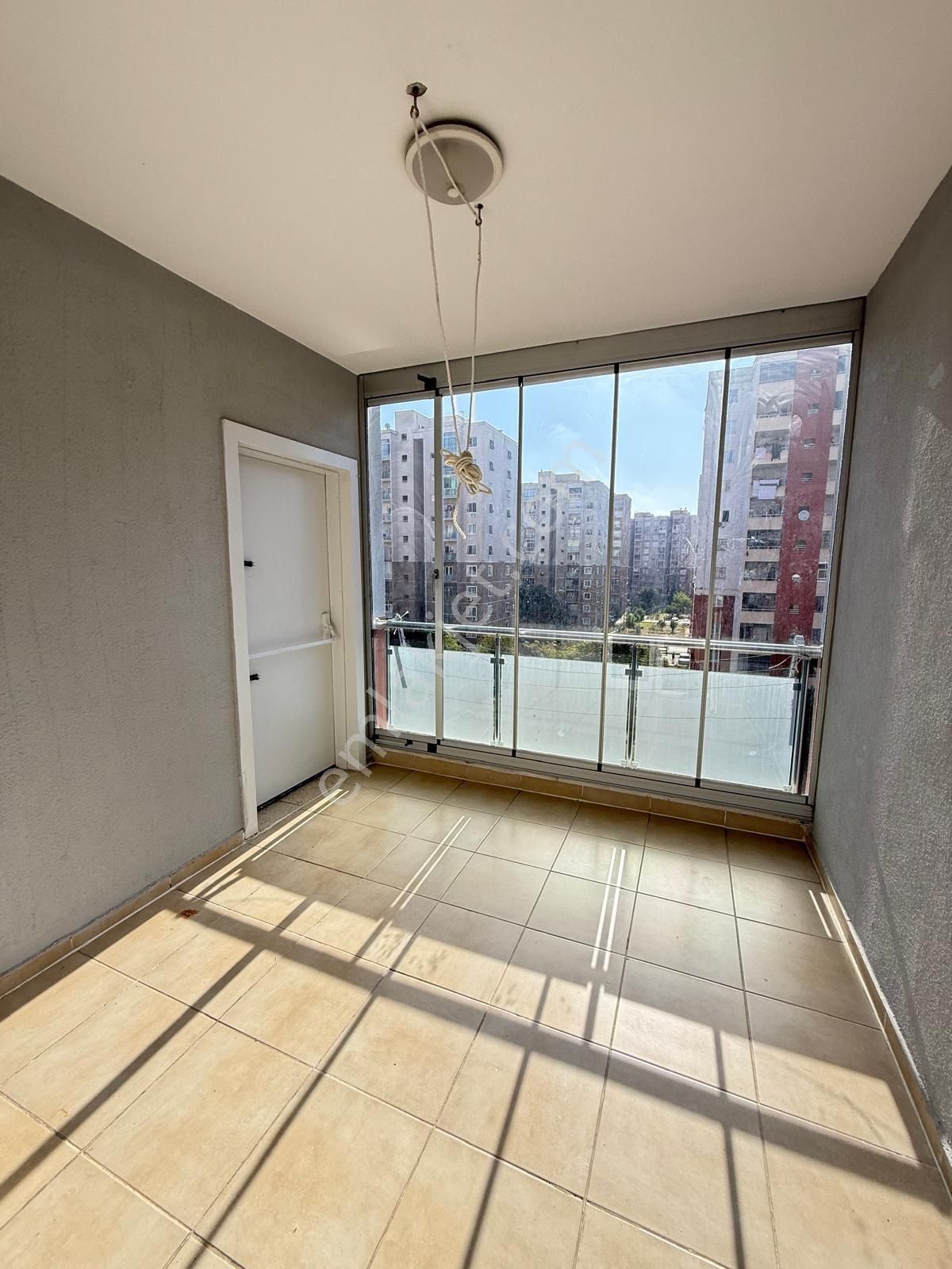 Kıyıkent Tokide Cam Balkonlu Yeni Boyalı 2+1 Kiralık Daire - Görsel 21