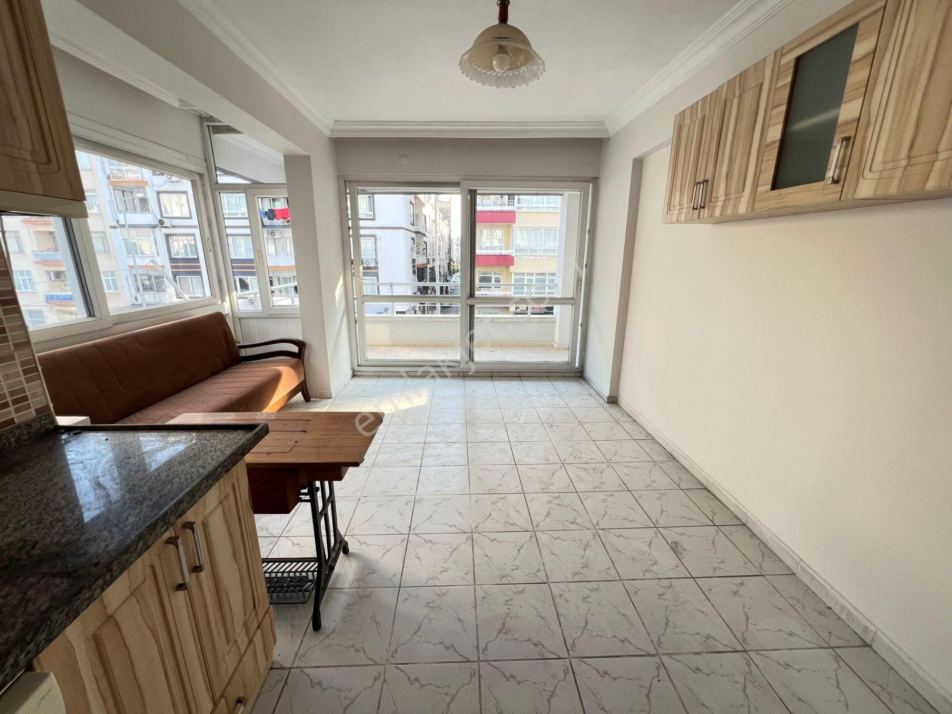 Ergünden Pirireiste Asansörlü Ara Kat Satılık 4+1 Daire - Görsel 7