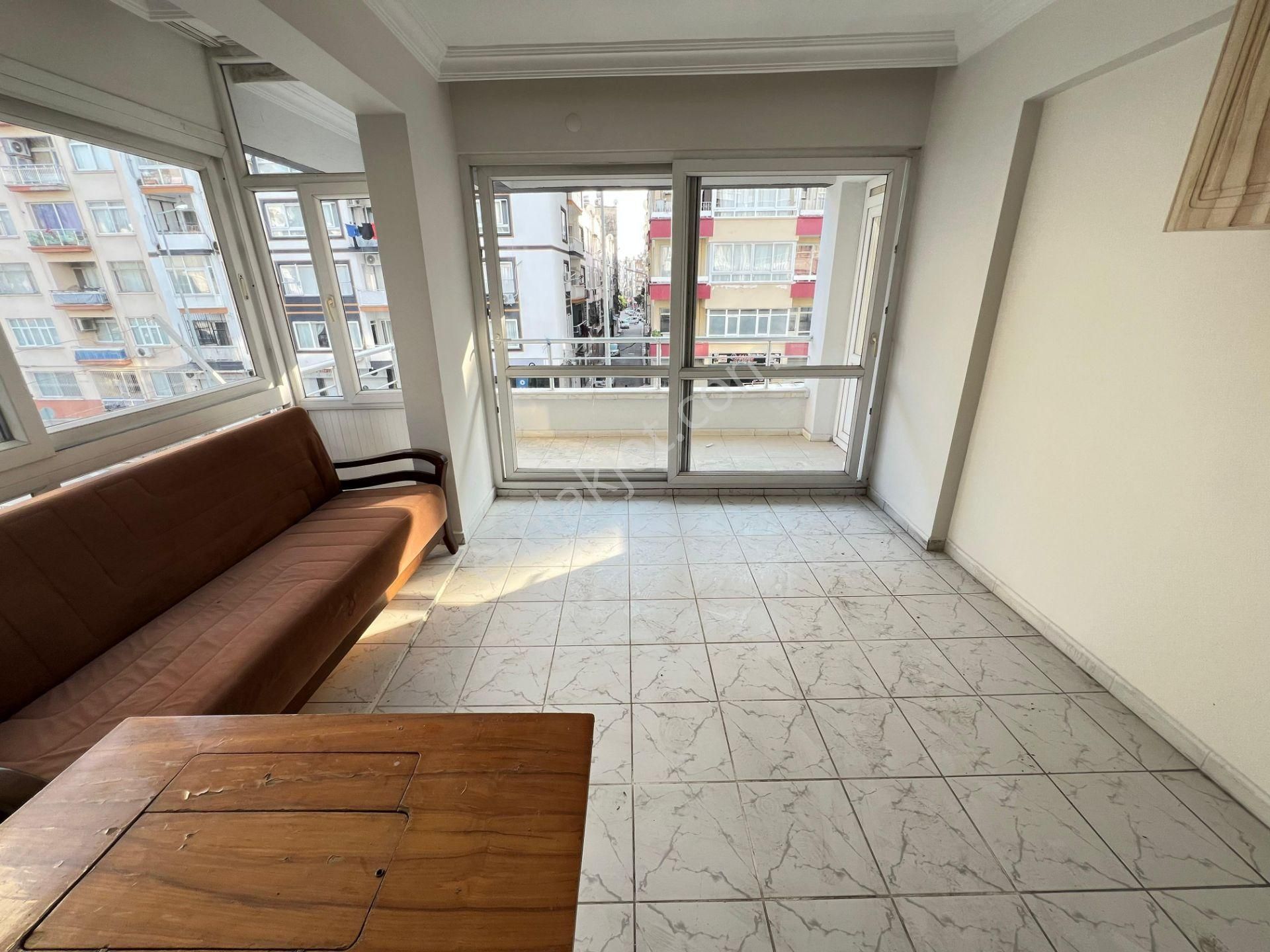 Ergünden Pirireiste Asansörlü Ara Kat Satılık 4+1 Daire - Görsel 10
