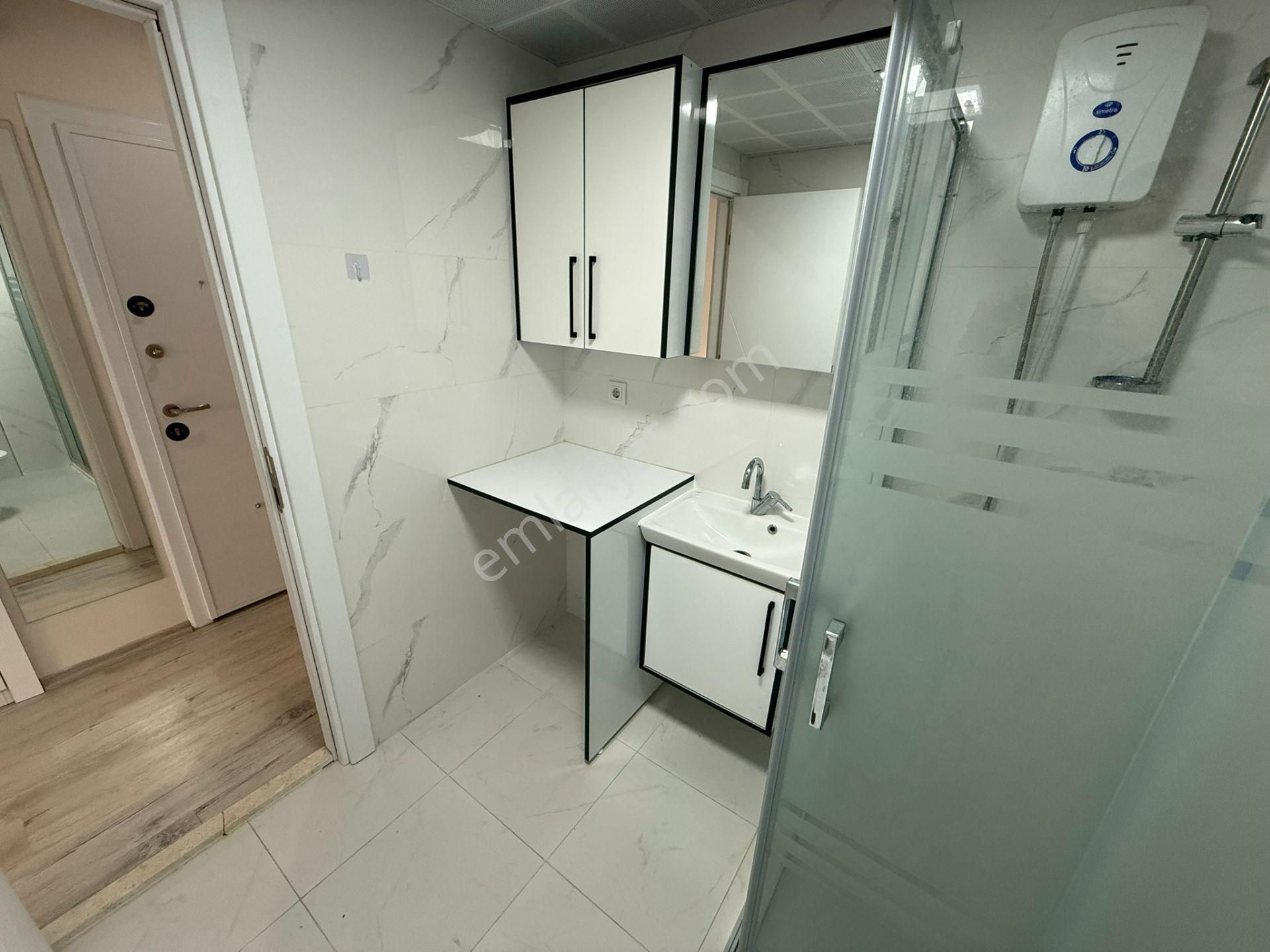 Çiğli Balatçık'ta Kiralık 1+1 Doğalgazlı Daire - Görsel 26