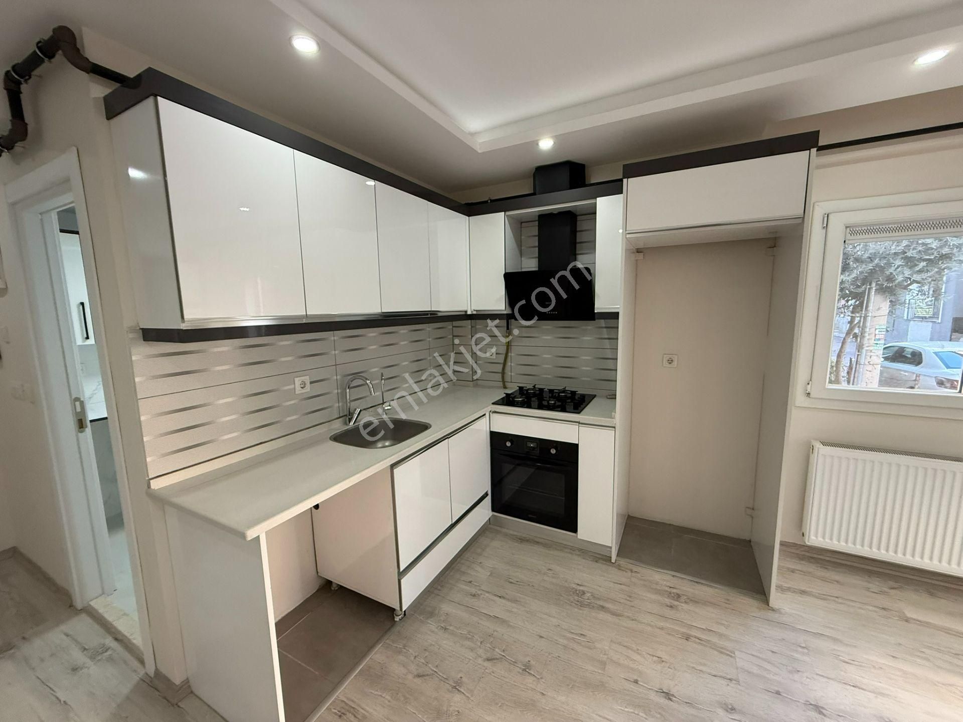 Çiğli Balatçık'ta Kiralık 1+1 Doğalgazlı Daire - Görsel 6