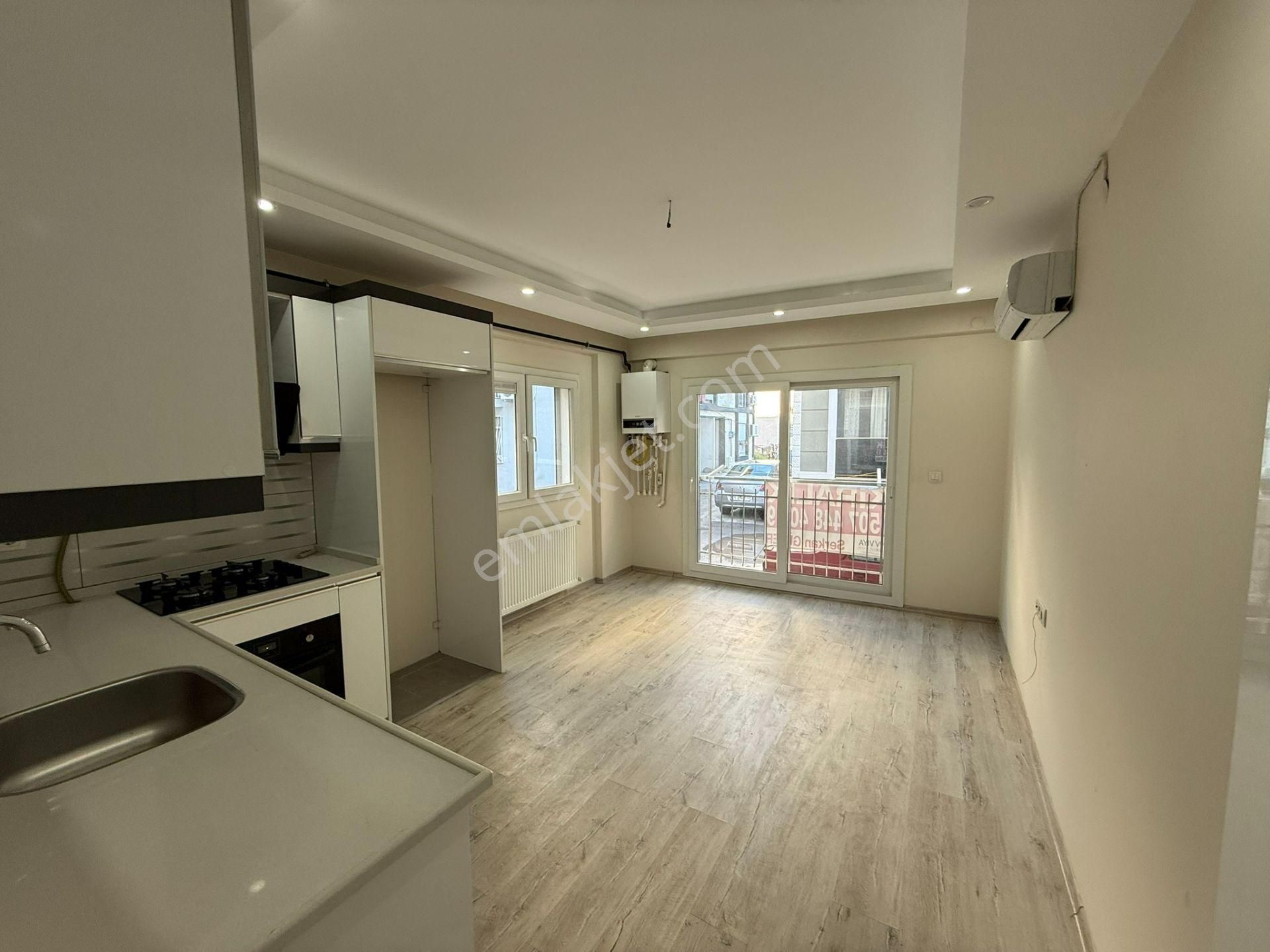 Çiğli Balatçık'ta Kiralık 1+1 Doğalgazlı Daire - Görsel 2