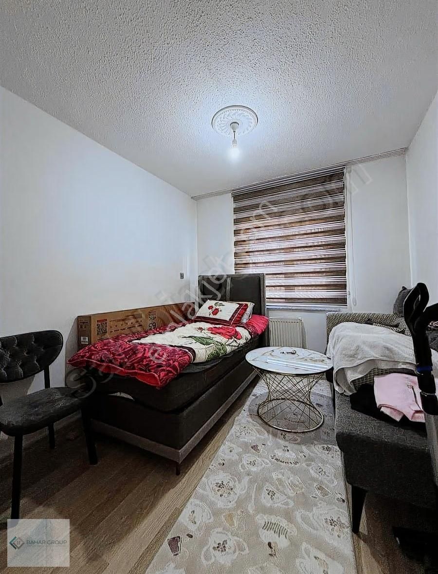 Beyazşehir De Tramvaya 2 Dakika Fırsat Dairesi - Görsel 16