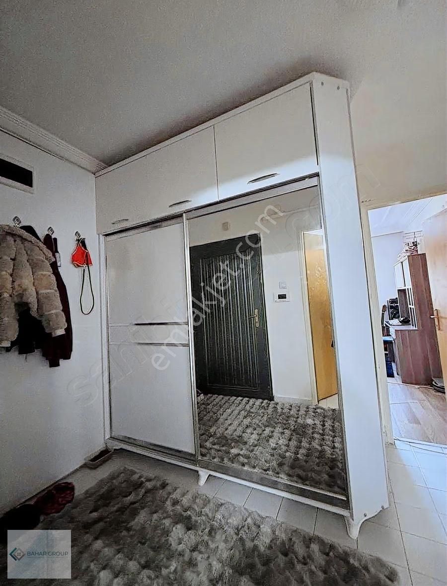 Beyazşehir De Tramvaya 2 Dakika Fırsat Dairesi - Görsel 11